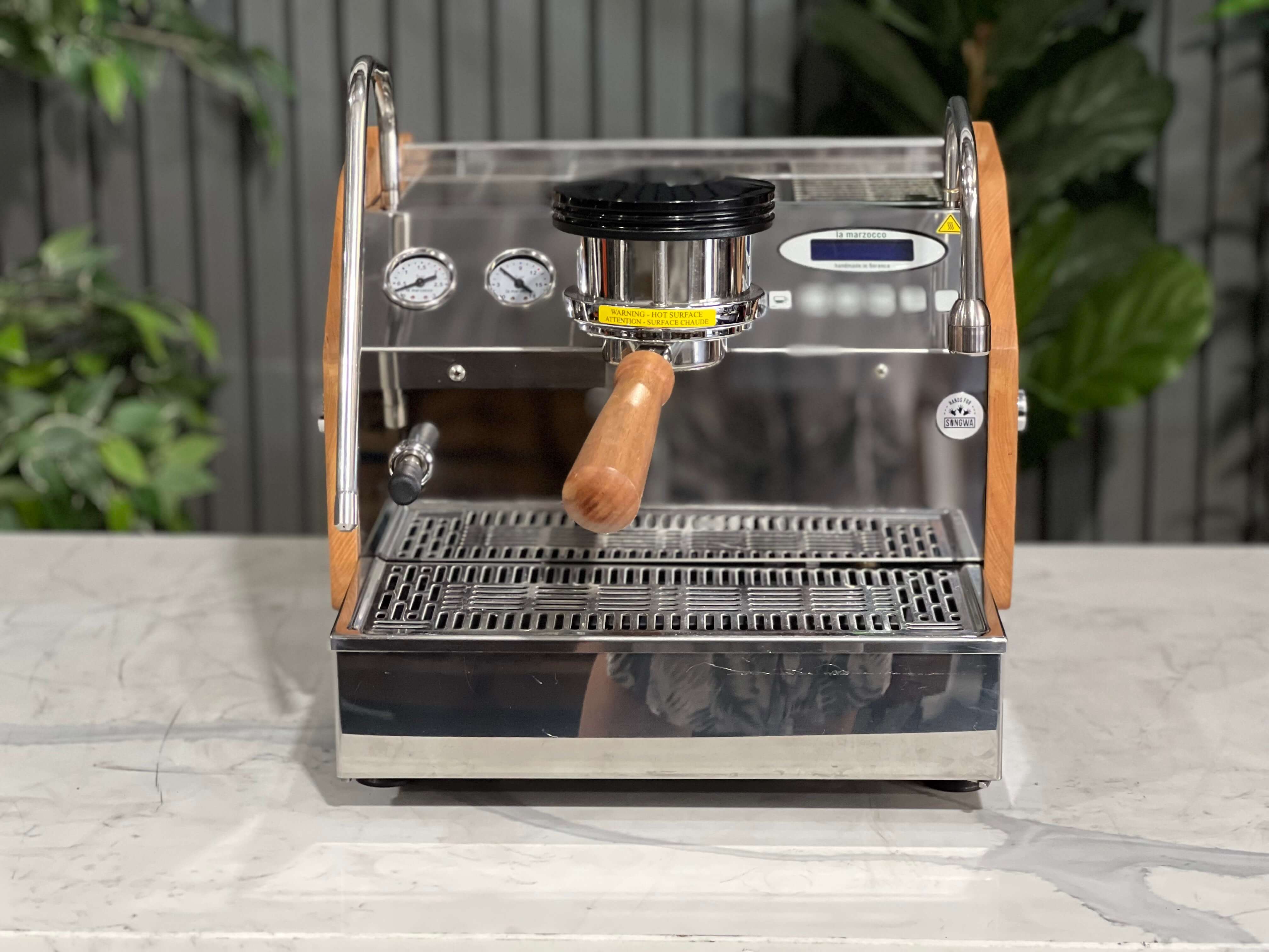La Marzocco Gs3 Av 1 Group Espresso Coffee Machine - Stainless With Timber Sides & Handles