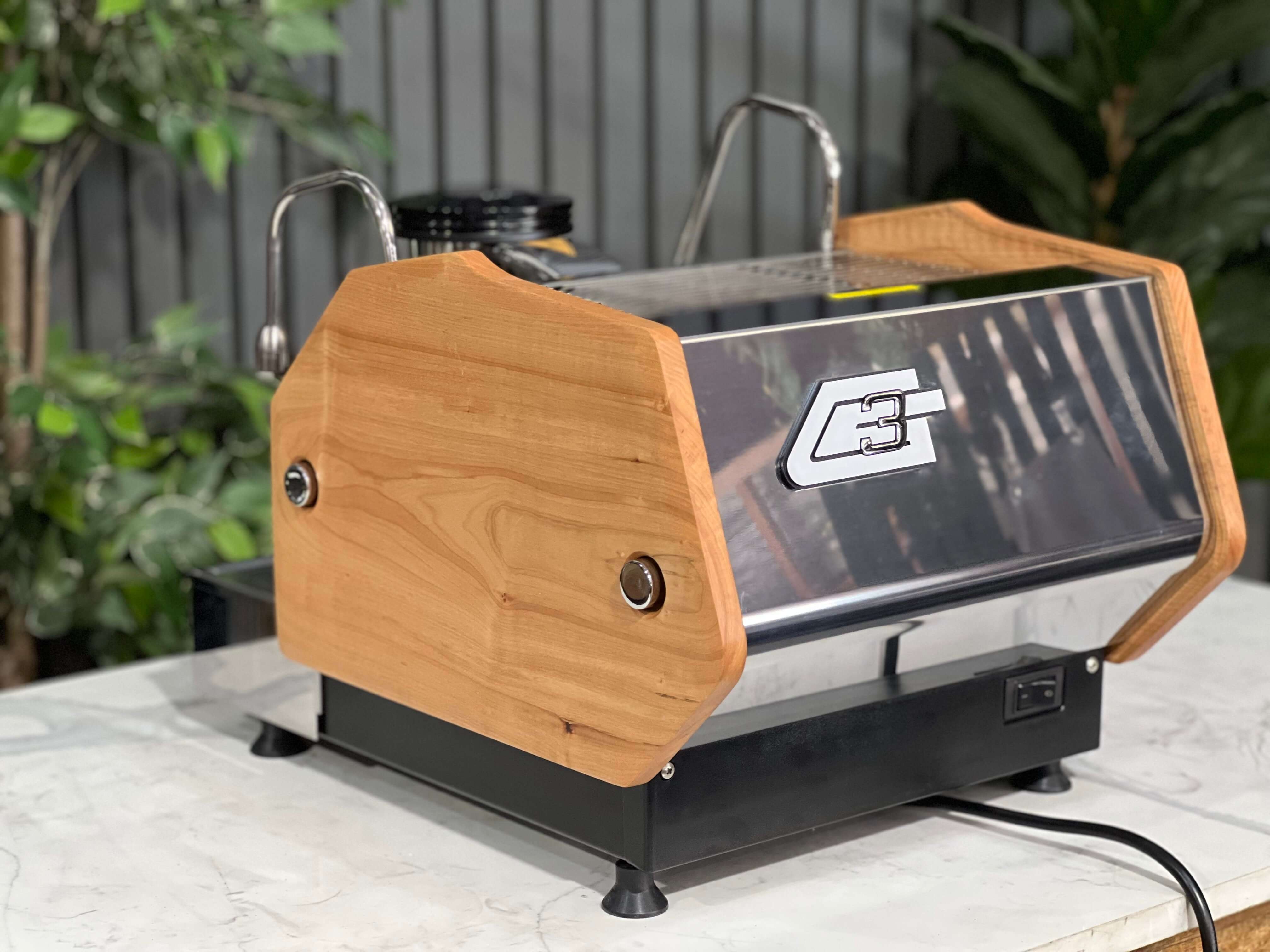 La Marzocco Gs3 Av 1 Group Espresso Coffee Machine - Stainless With Timber Sides & Handles