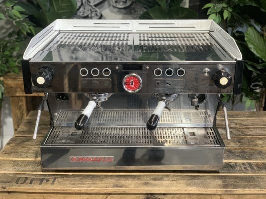 La Marzocco Linea PB 2 Group White w. Pesado Group Handles - Used