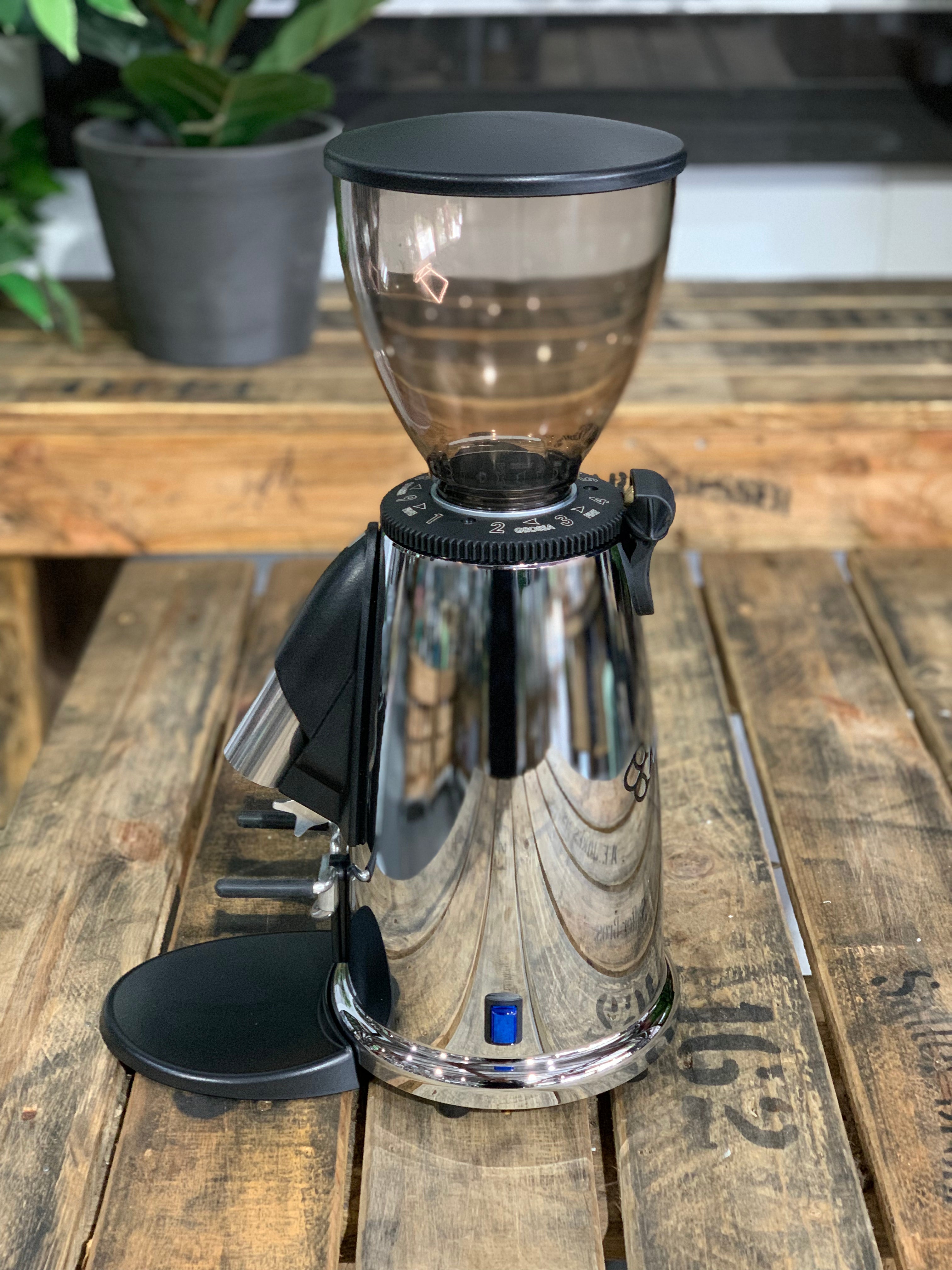 Macap M2M Stepless Espresso Coffee Grinder Chrome - New