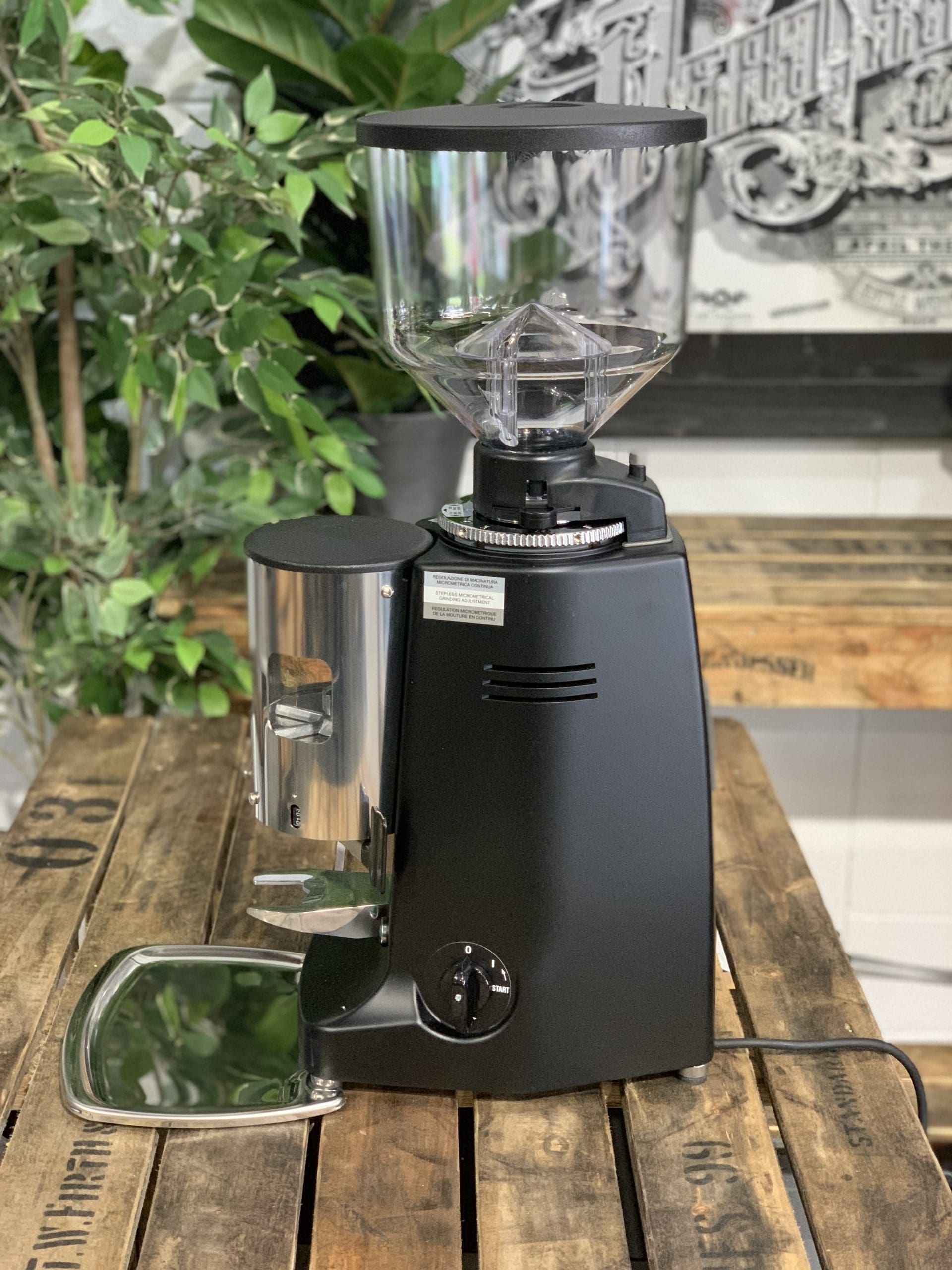 Mazzer Major Automatic Coffee Grinder Black - Used