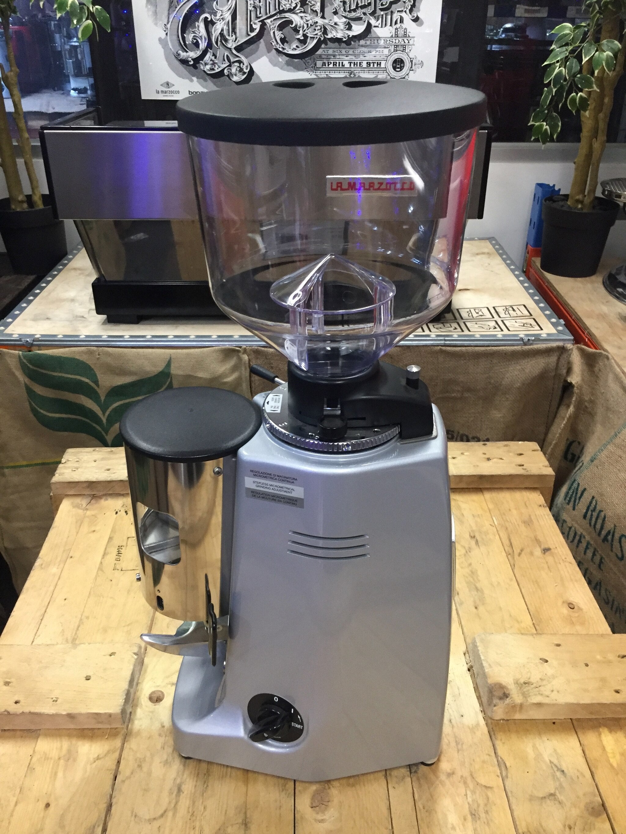 Mazzer Major Automatic Coffee Grinder Silver - Used