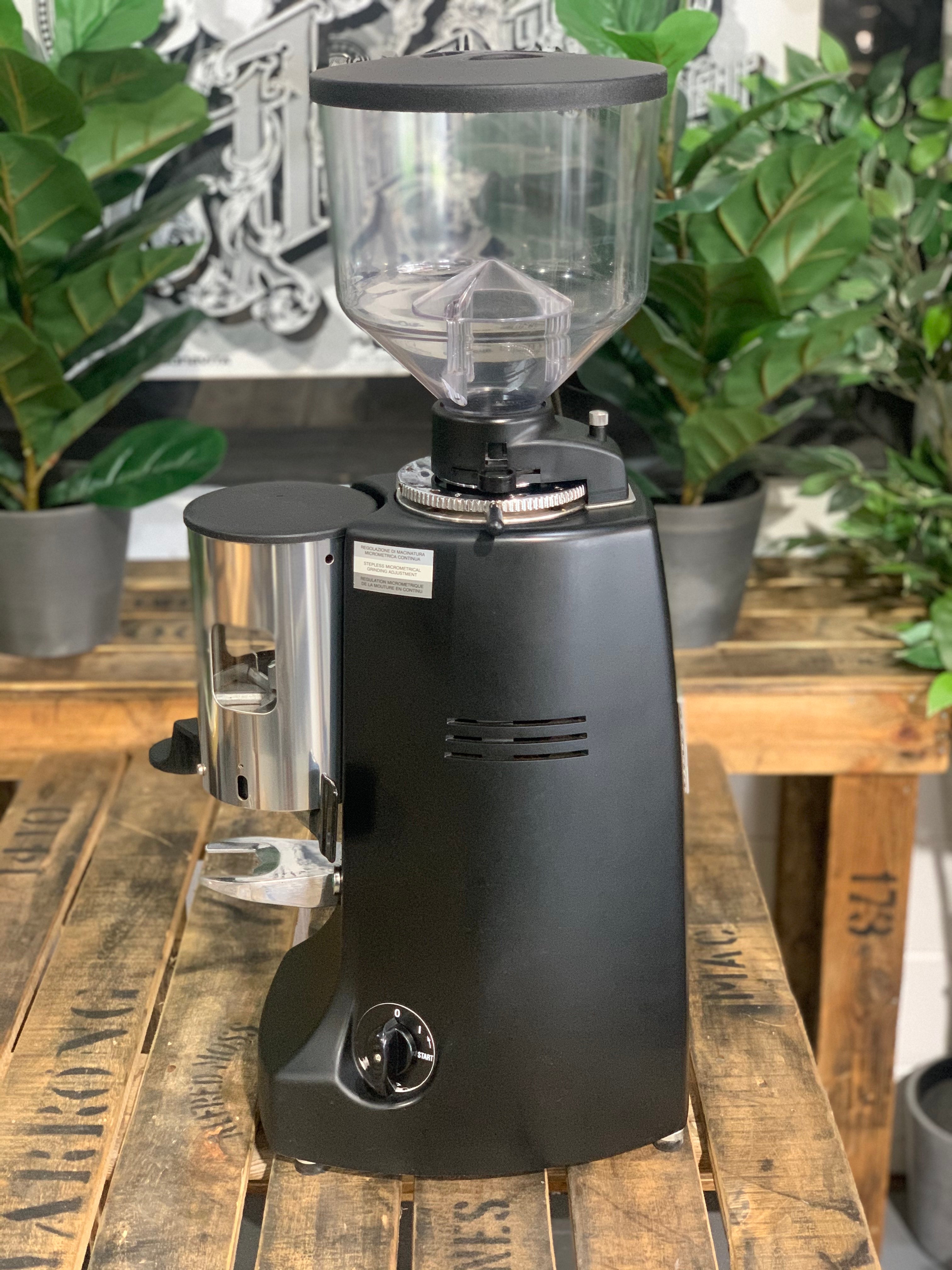 Mazzer Robur Automatic Coffee Grinder Black