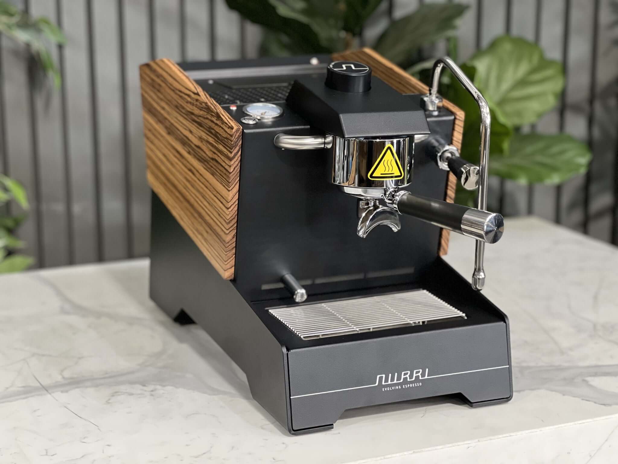 Nurri Type R 1 Group Espresso Coffee Machine Brand New Black & Zebrano