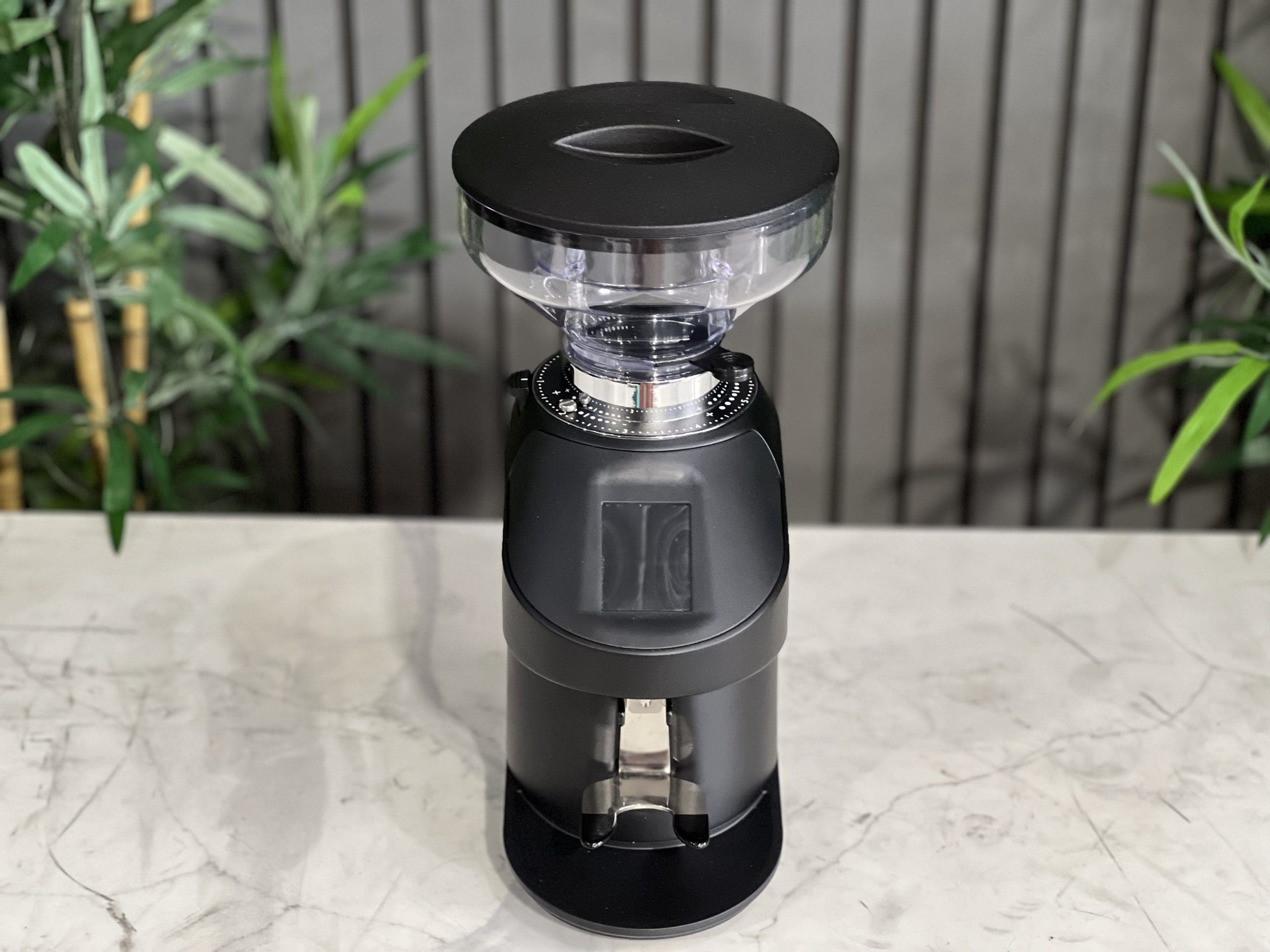 Quamar Nemo-Q Electronic Grinder - New