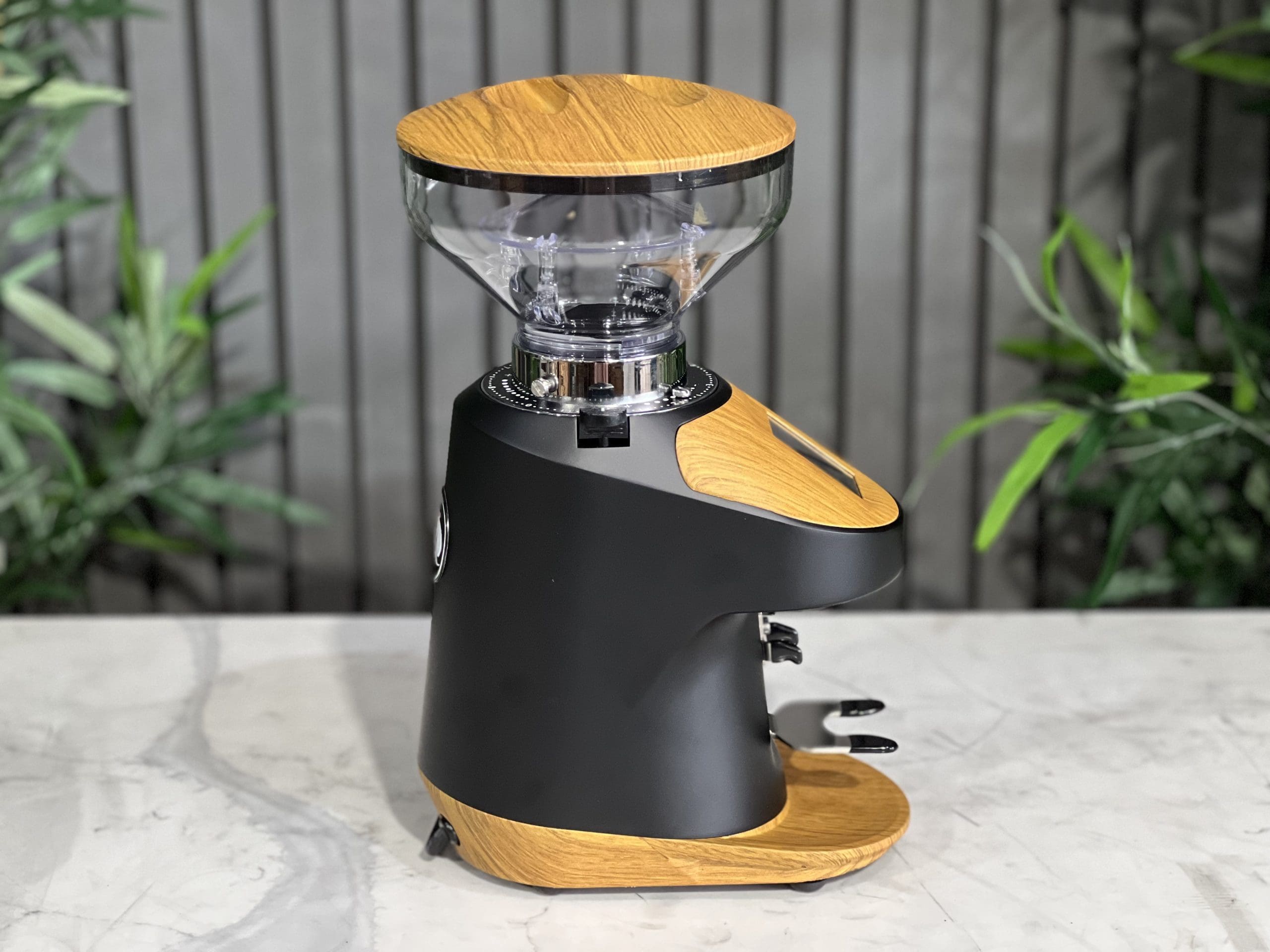 Quamar Nemo-Q Electronic Grinder - New