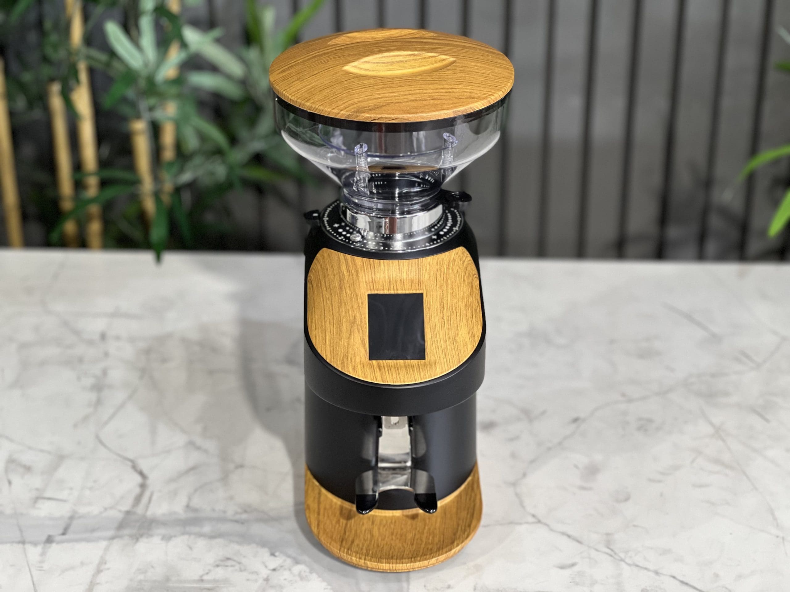 Quamar Nemo-Q Electronic Grinder - New