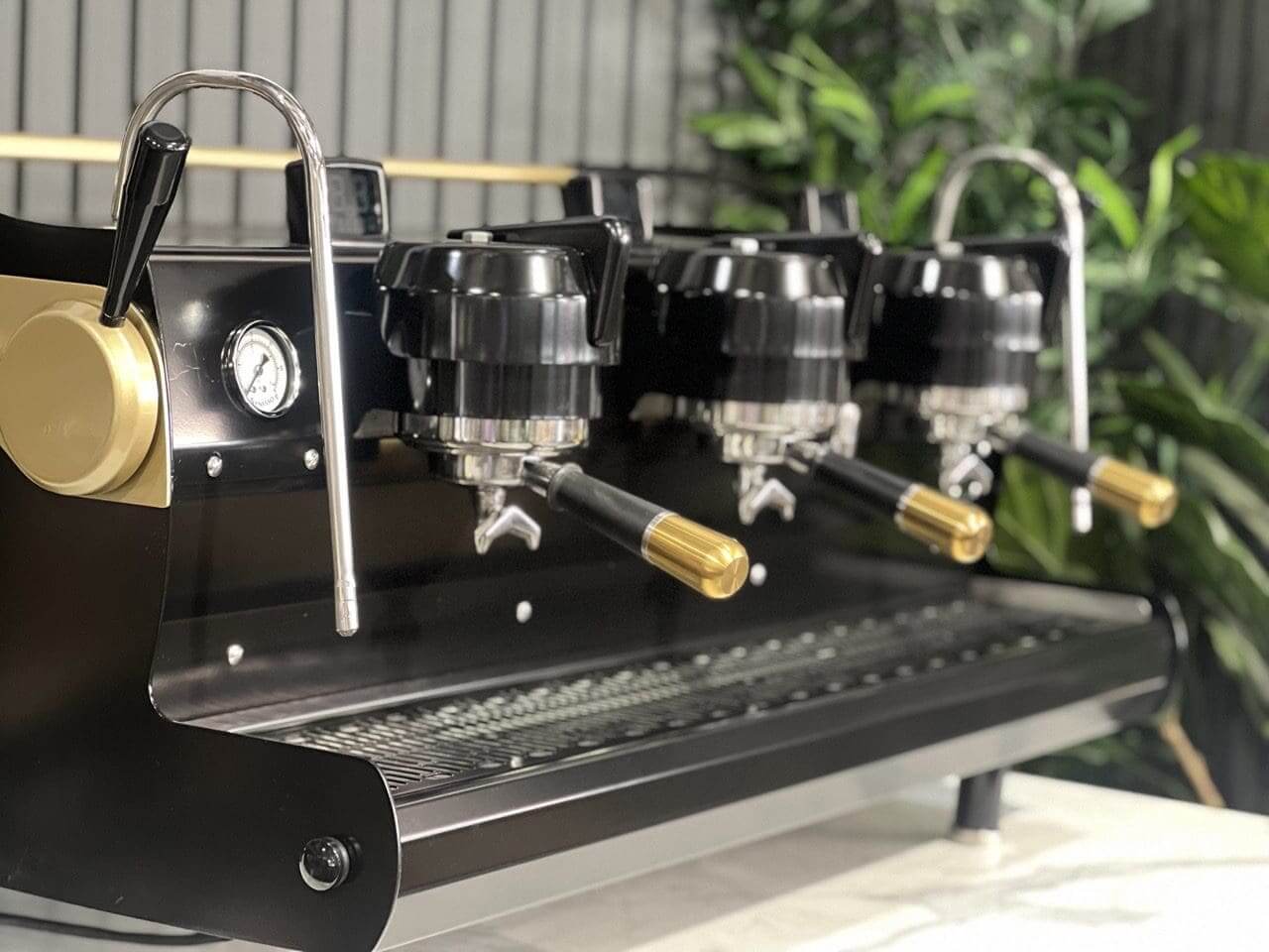 Synesso MVP Shot Timers 3 Group Black & Gold - Used