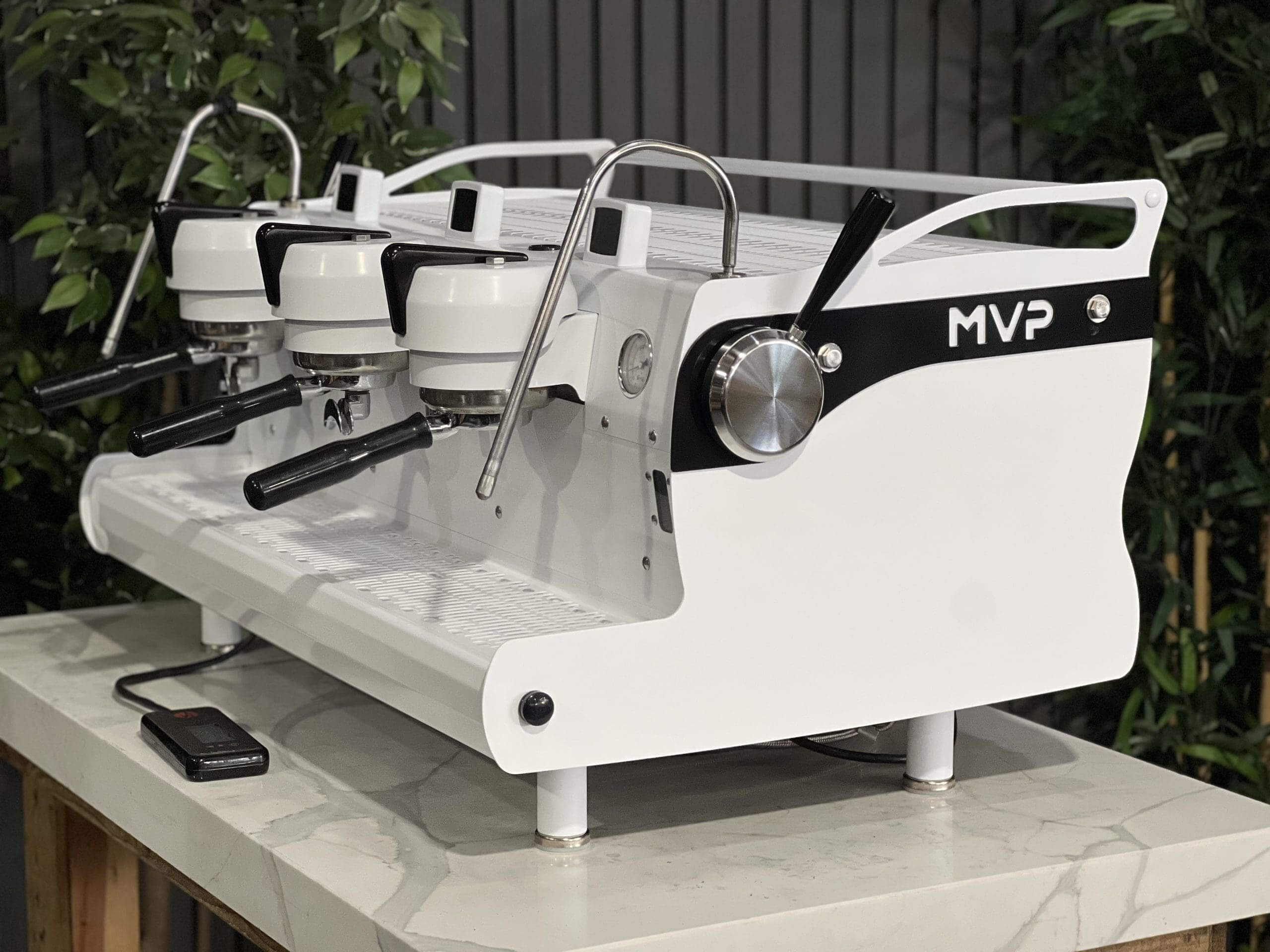 Synesso MVP 3 Group Black & White - Used