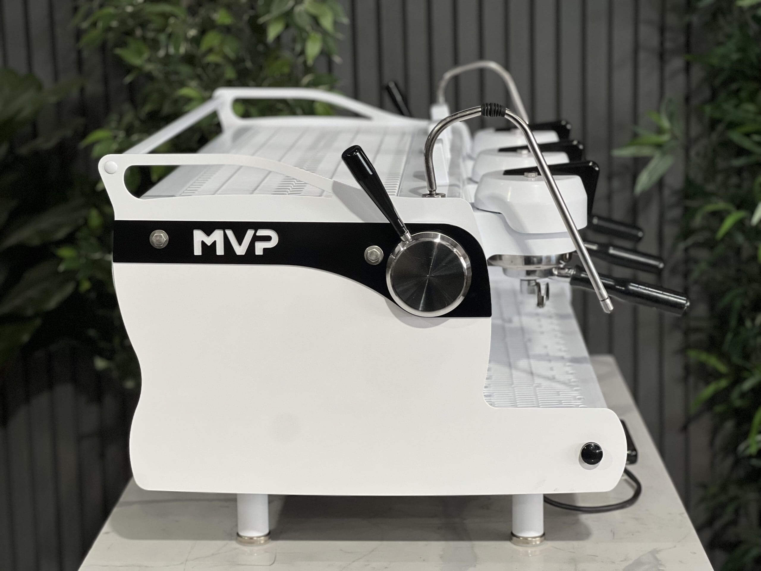 Synesso MVP 3 Group Black & White - Used