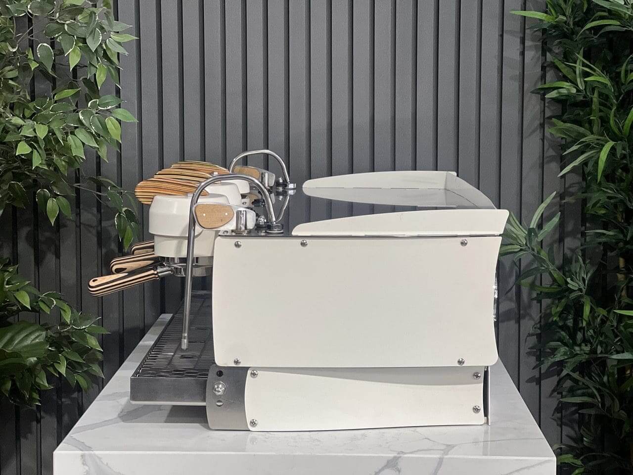Synesso S300 3 Group White w. Timber Accents - Used