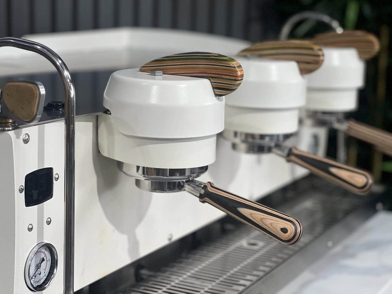 Synesso S300 3 Group White w. Timber Accents - Used