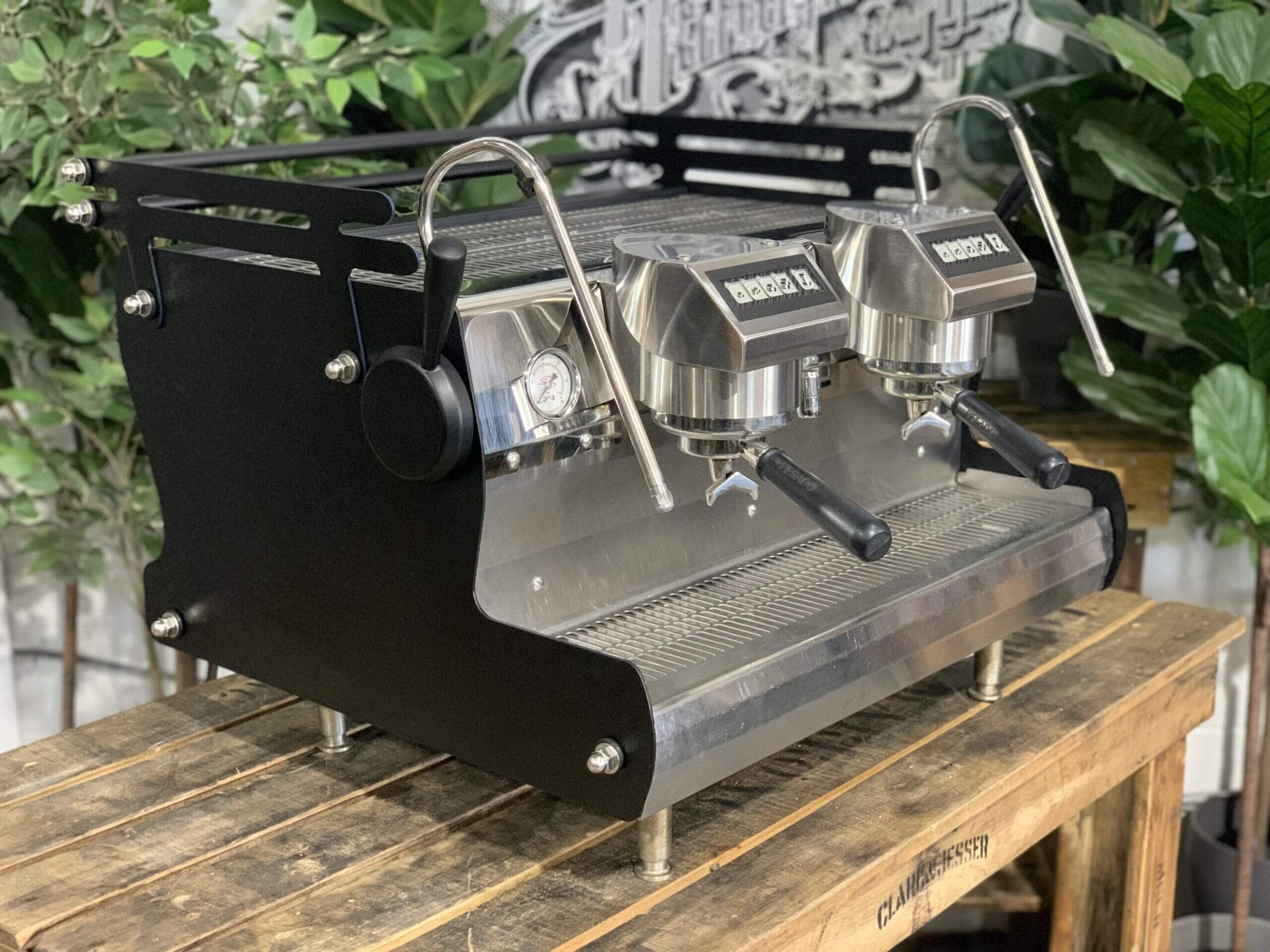 Synesso Sabre 2 Group Black - Used