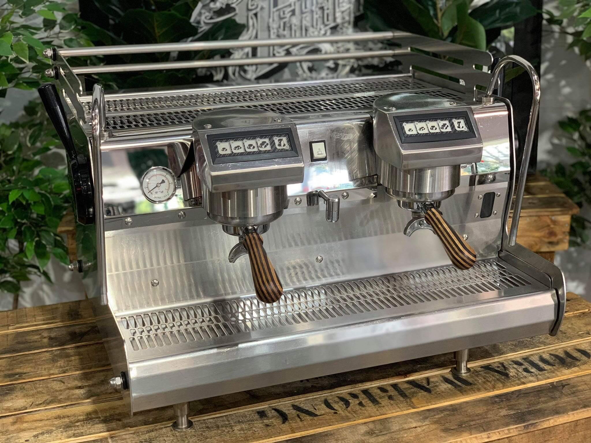 Synesso Sabre 2 Group Stainless Steel with Timber - Used