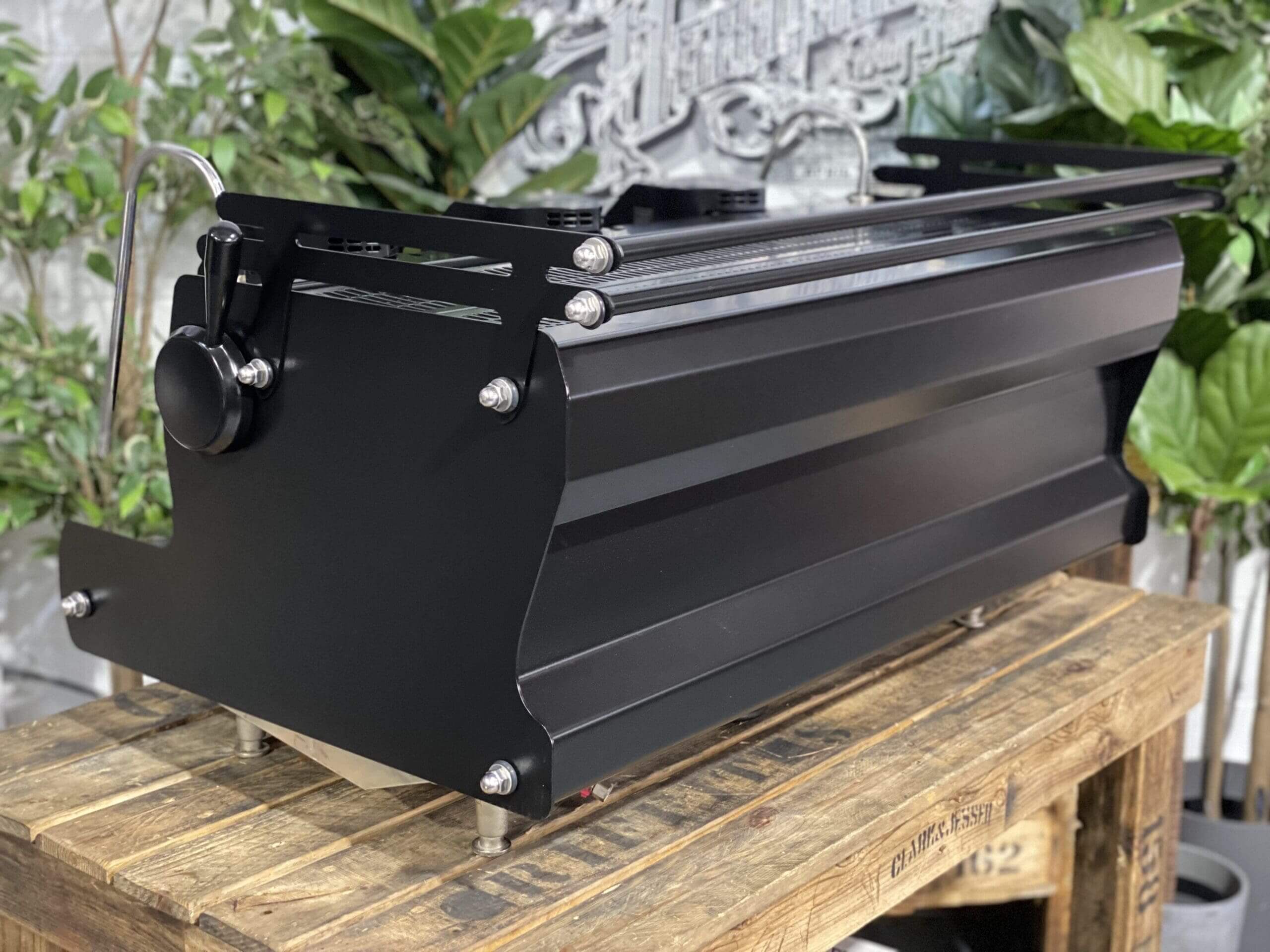 Synesso Sabre 3 Group Black & Bronze Handles - Used