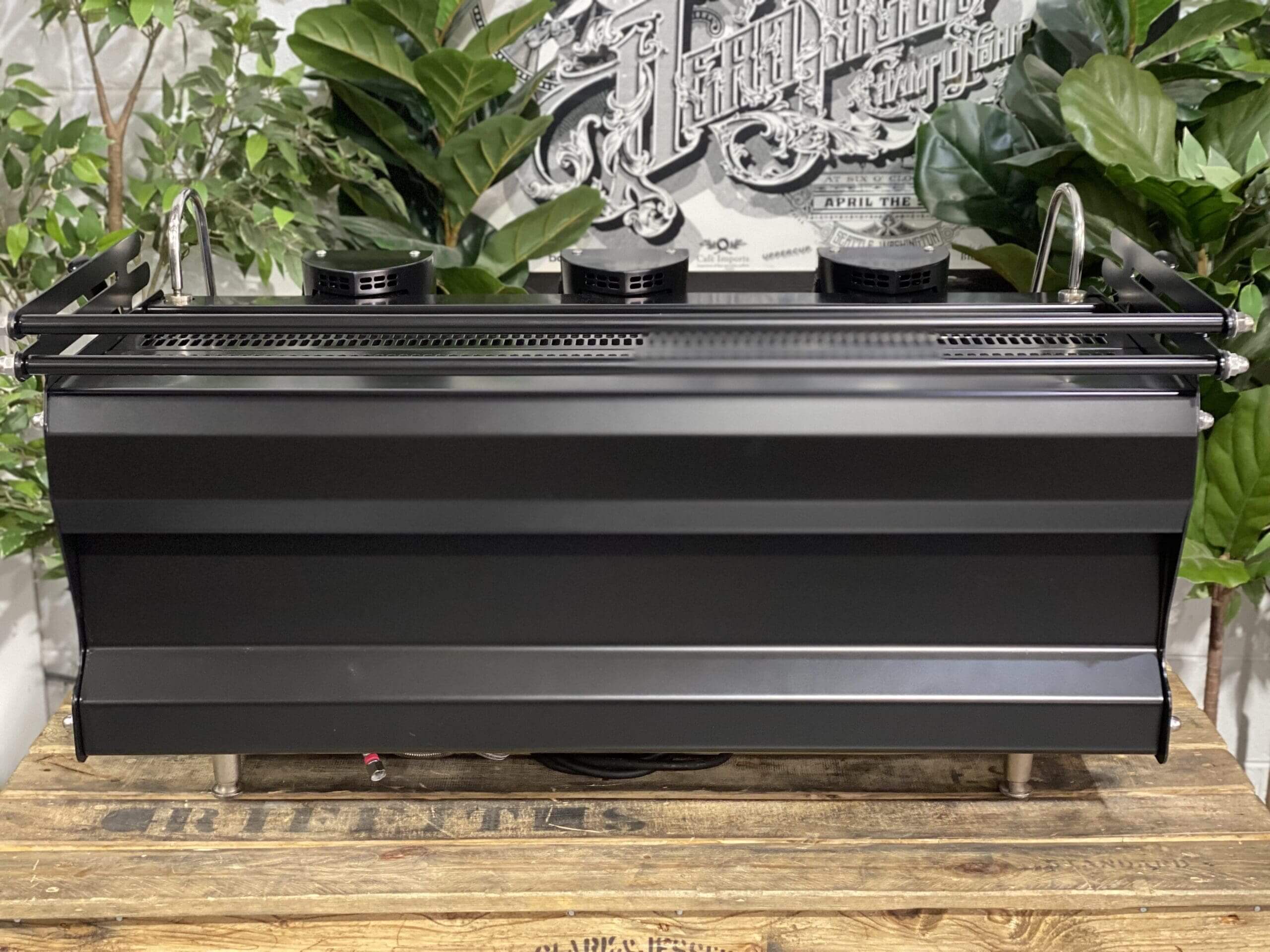 Synesso Sabre 3 Group Black & Bronze Handles - Used