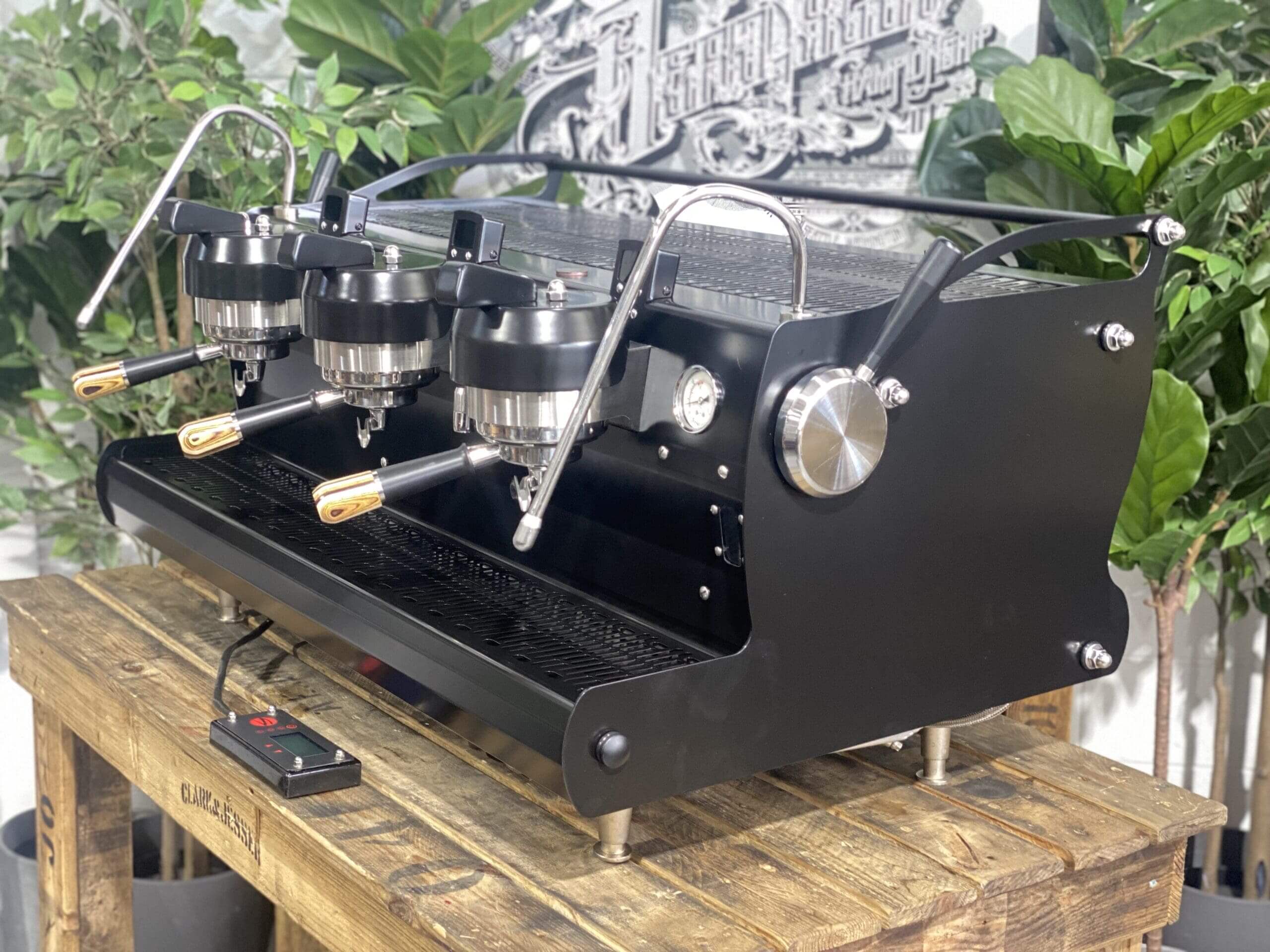 Synesso Sabre Black & Timber 3 Group Espresso Coffee Machine 1858 Princes Highway , Clayton VIC 3168 Coffee Machine WarehouseIMG_2884