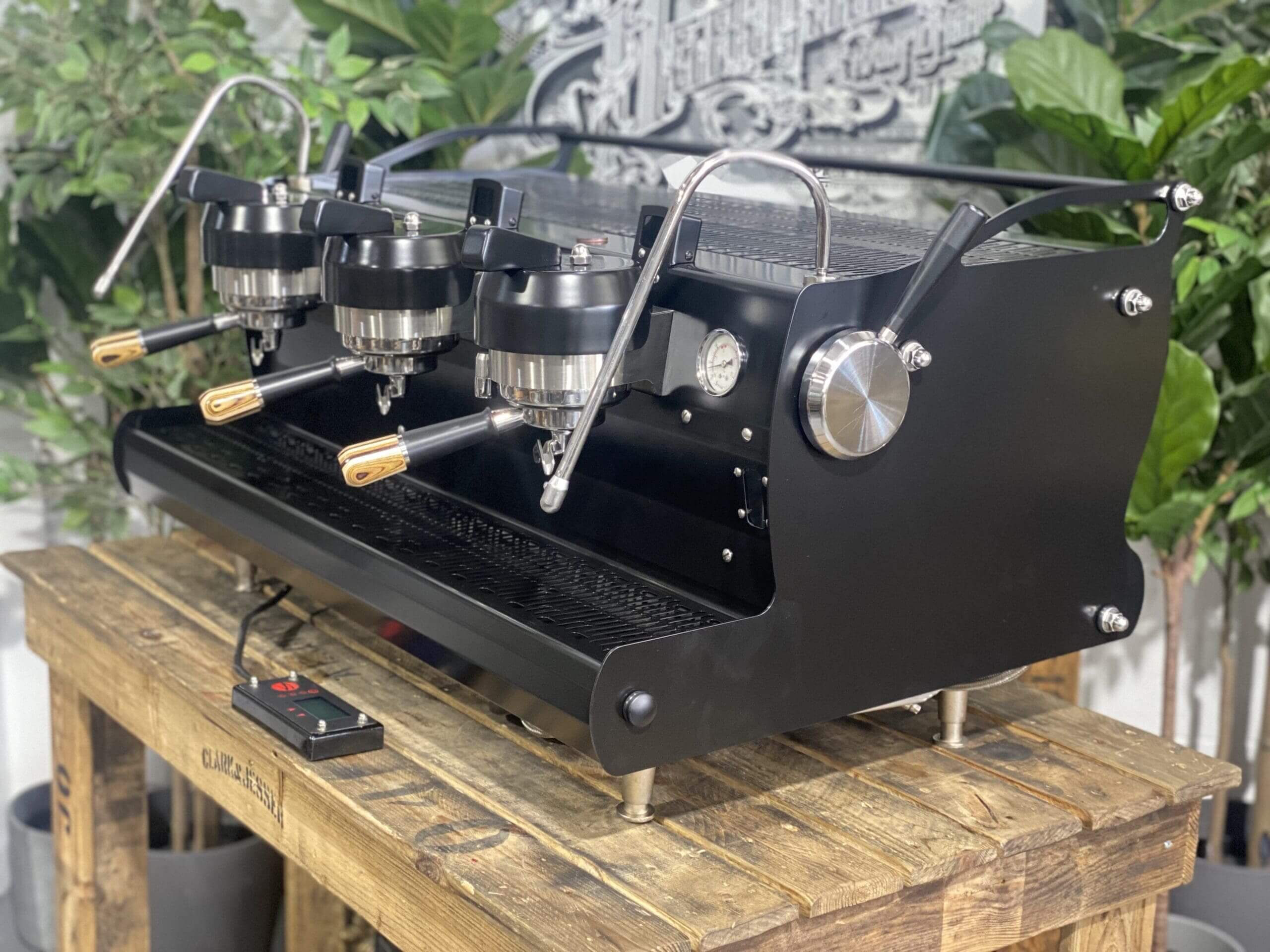 Synesso Sabre Black & Timber 3 Group Espresso Coffee Machine 1858 Princes Highway , Clayton VIC 3168 Coffee Machine WarehouseIMG_2884