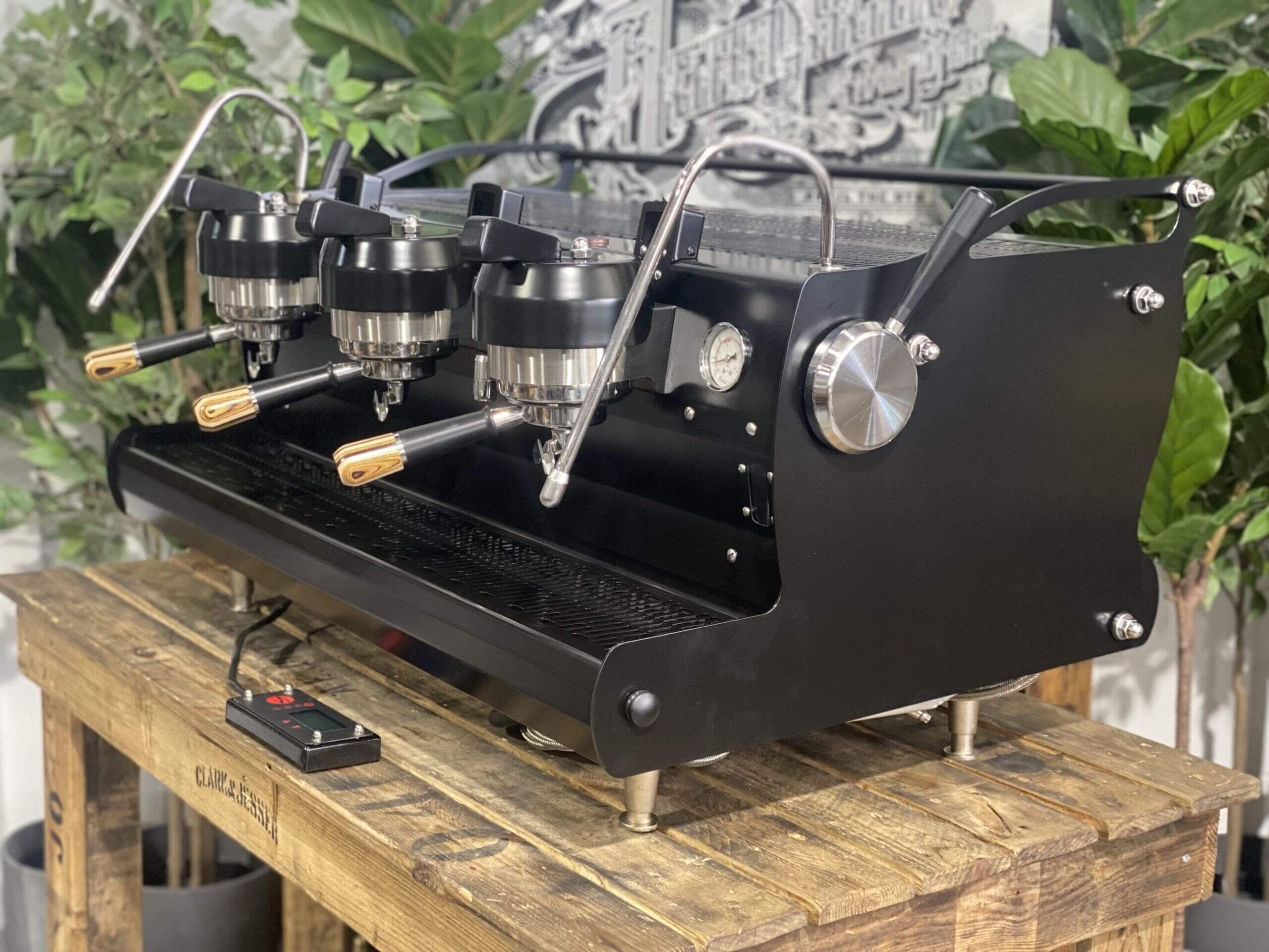 Synesso Sabre Black & Timber 3 Group Espresso Coffee Machine 1858 Princes Highway , Clayton VIC 3168 Coffee Machine WarehouseIMG_2884