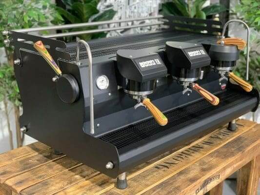 Synesso Sabre Hybrid 3 Group - Matte Black / Skateboard Timber Custom - Used