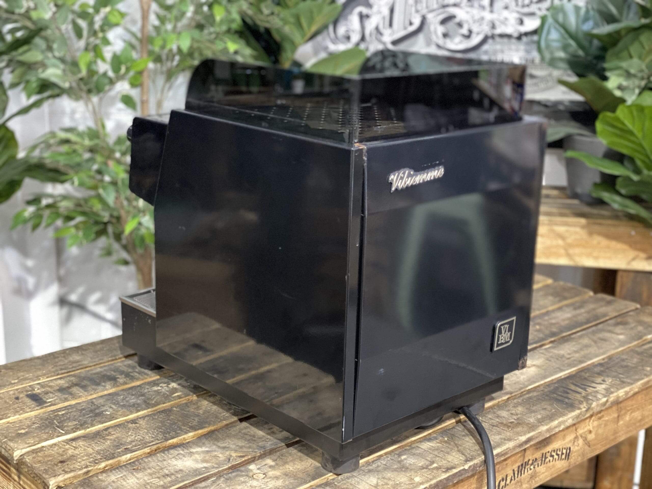 Vibiemme Kometa  Semi Automatic 1 Group Black Espresso Coffee Machine - Used