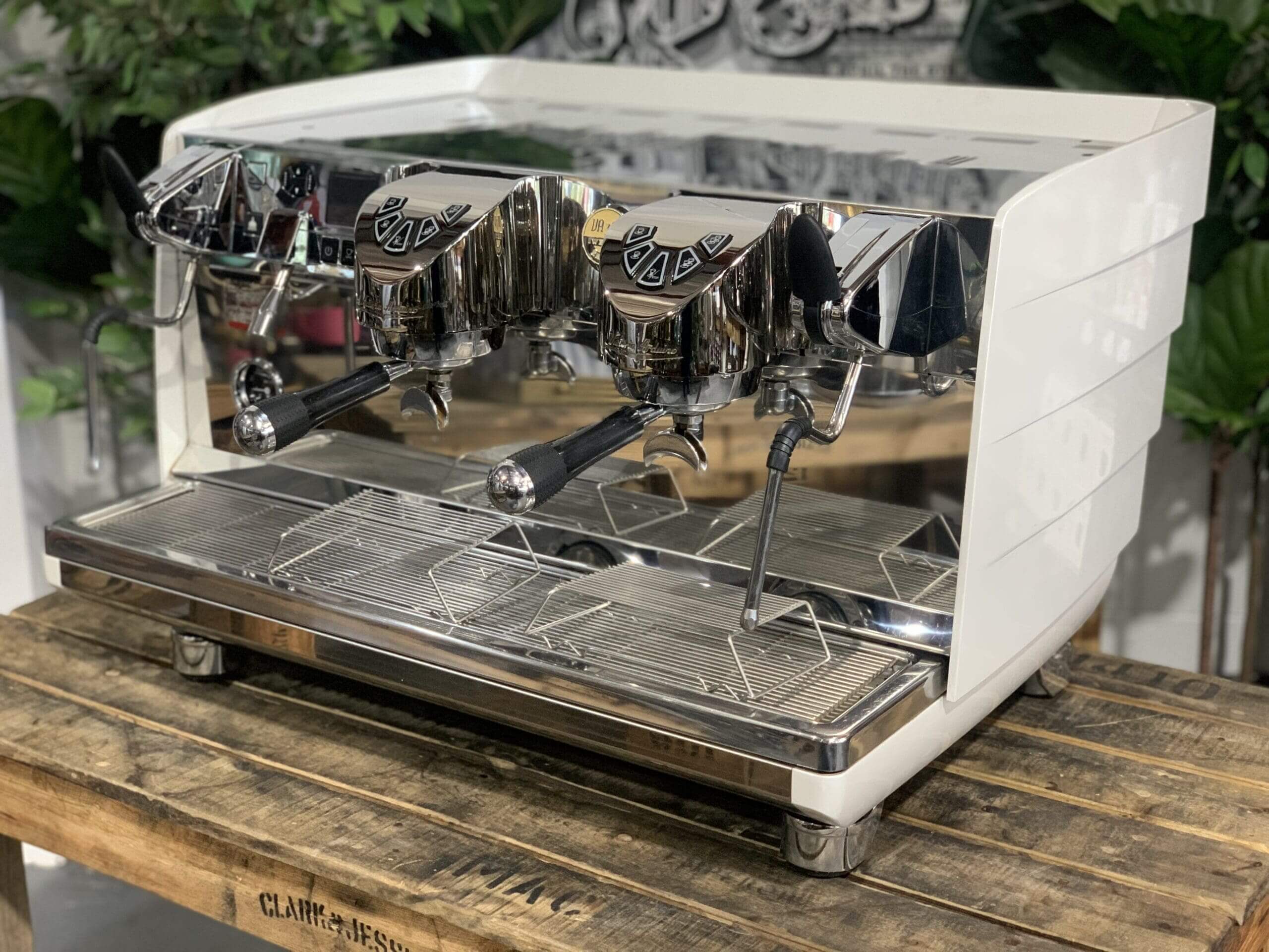 Victoria Arduino White Eagle 2  Group White - Used