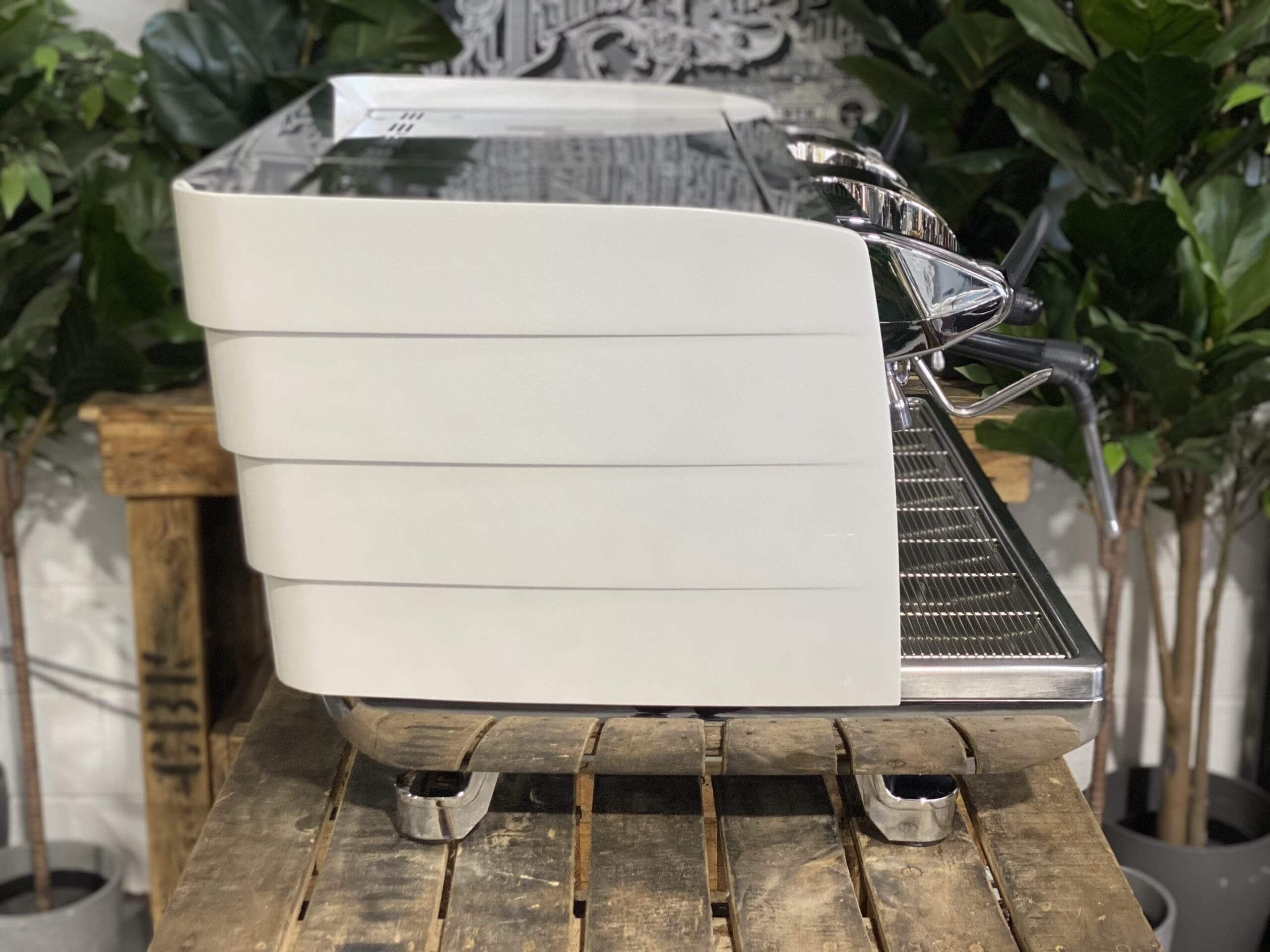 Victoria Arduino White Eagle 2 Group White & Stainless - Used