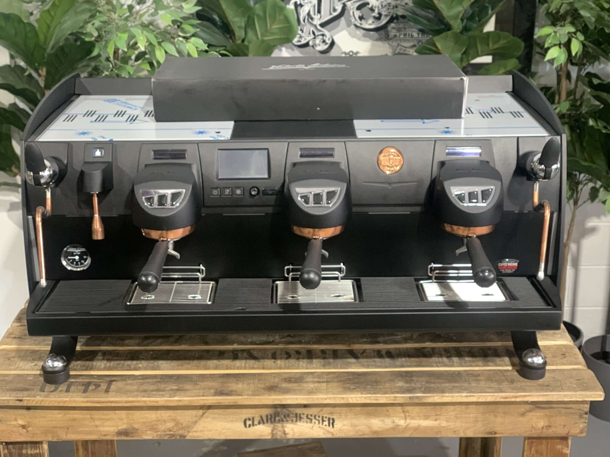 Victoria Arduino Black Eagle Gravimetric 3 Group Black & Copper