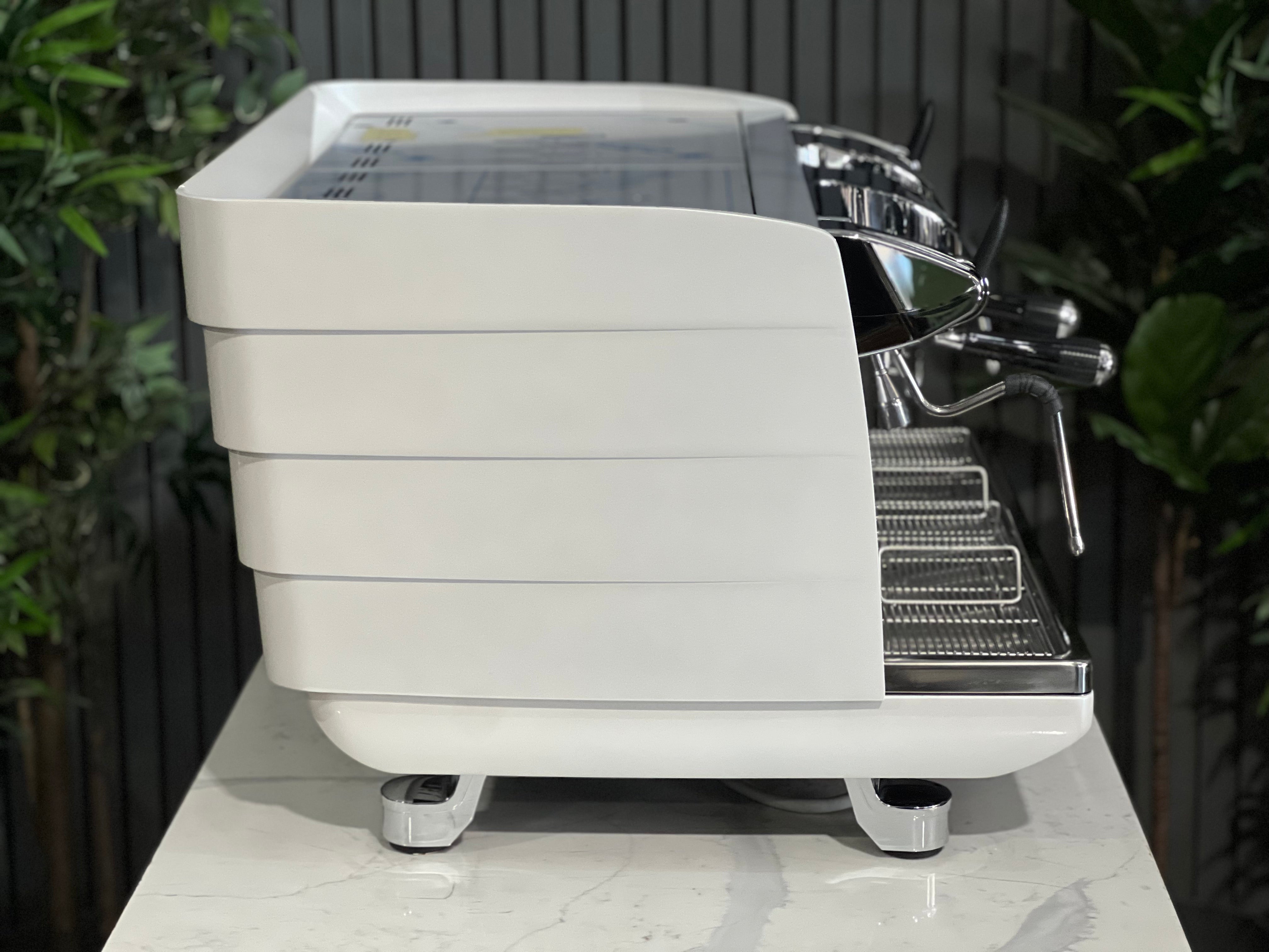 Victoria Arduino White Eagle Digit 2 Group Espresso Coffee Machine White & Stainless Brand New