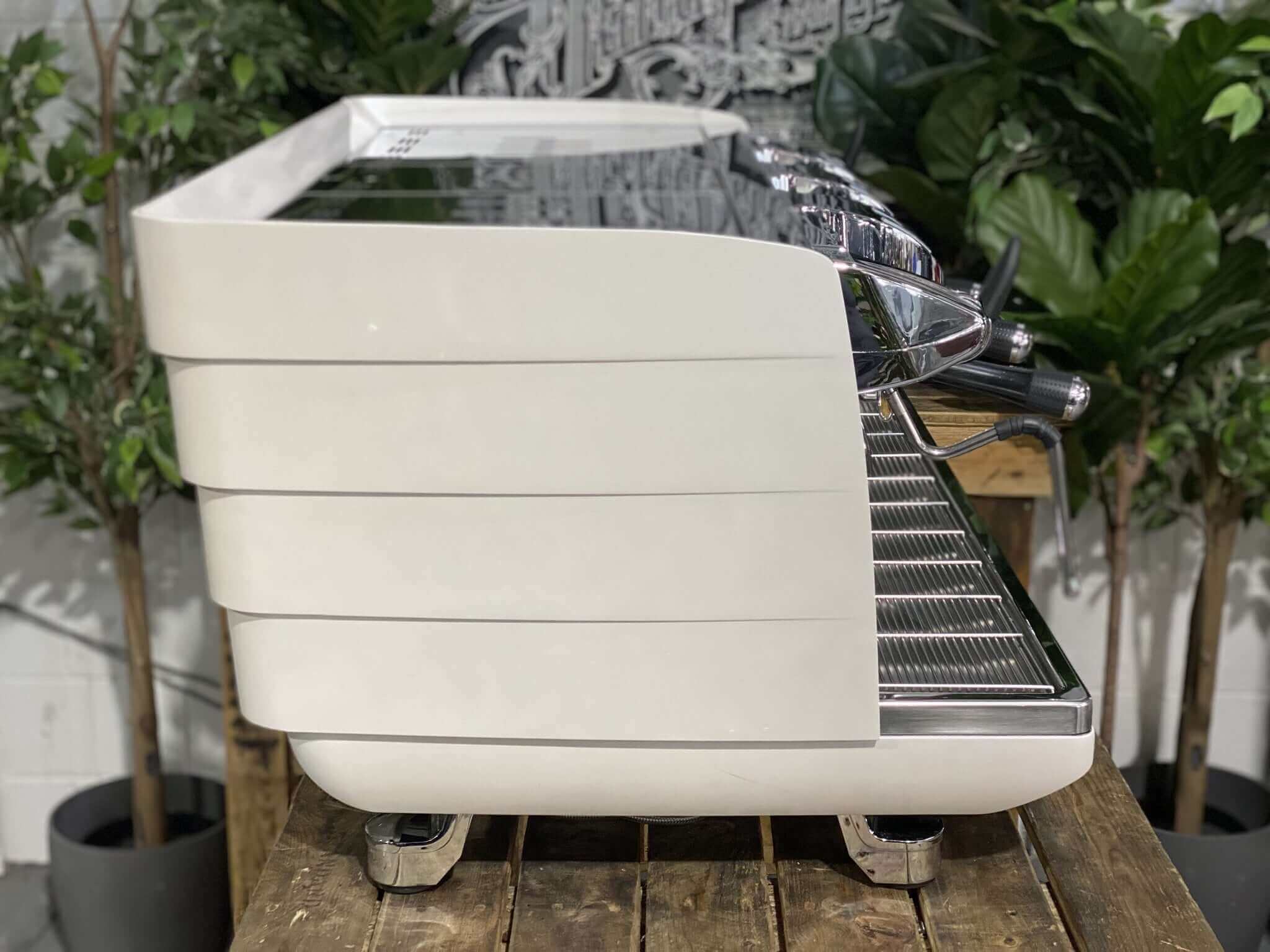 Victoria Arduino White Eagle T3 3 Group White / Stainless - Used