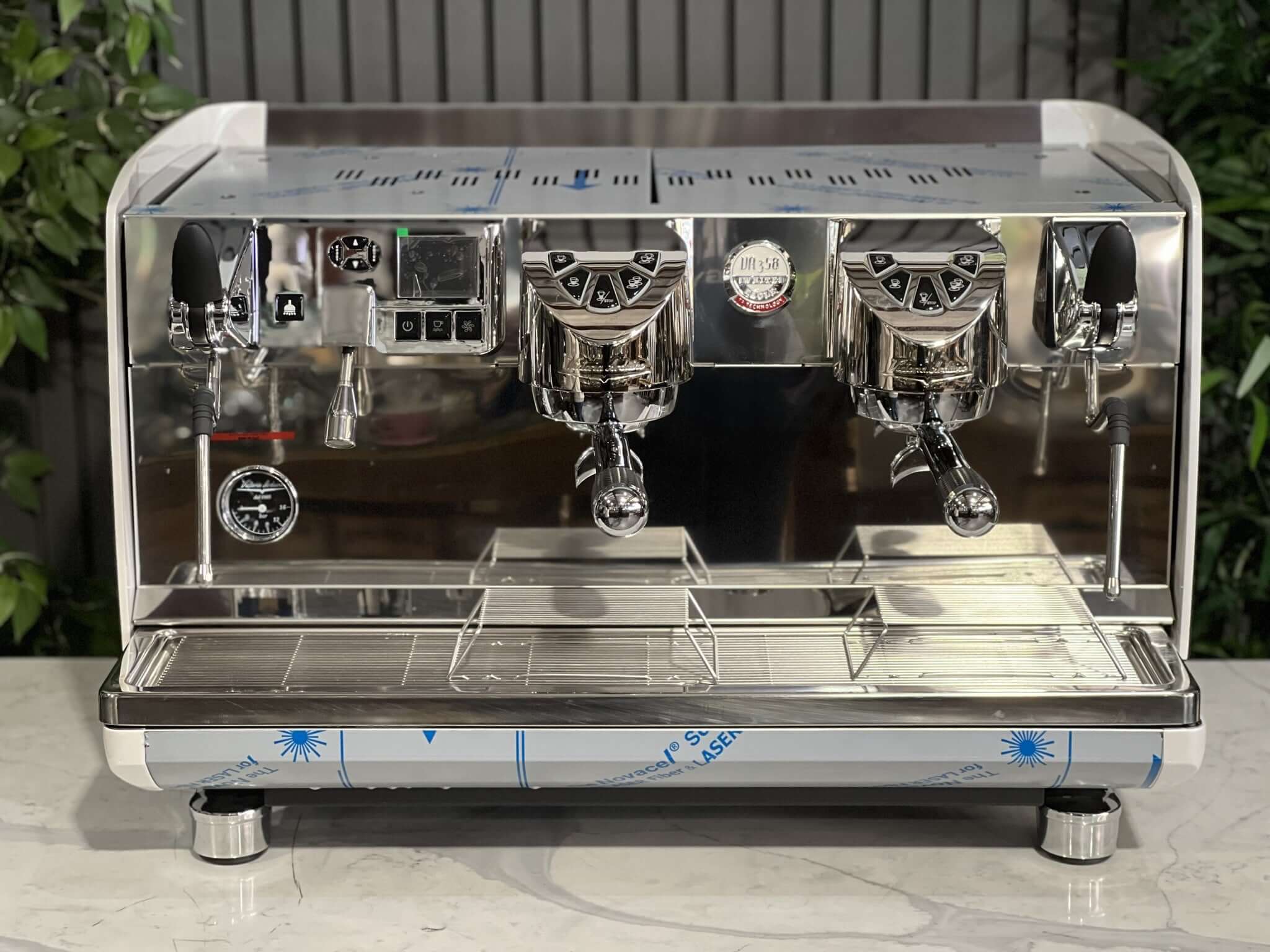 Victoria Arduino White Eagle 2 Group White & Stainless - Used