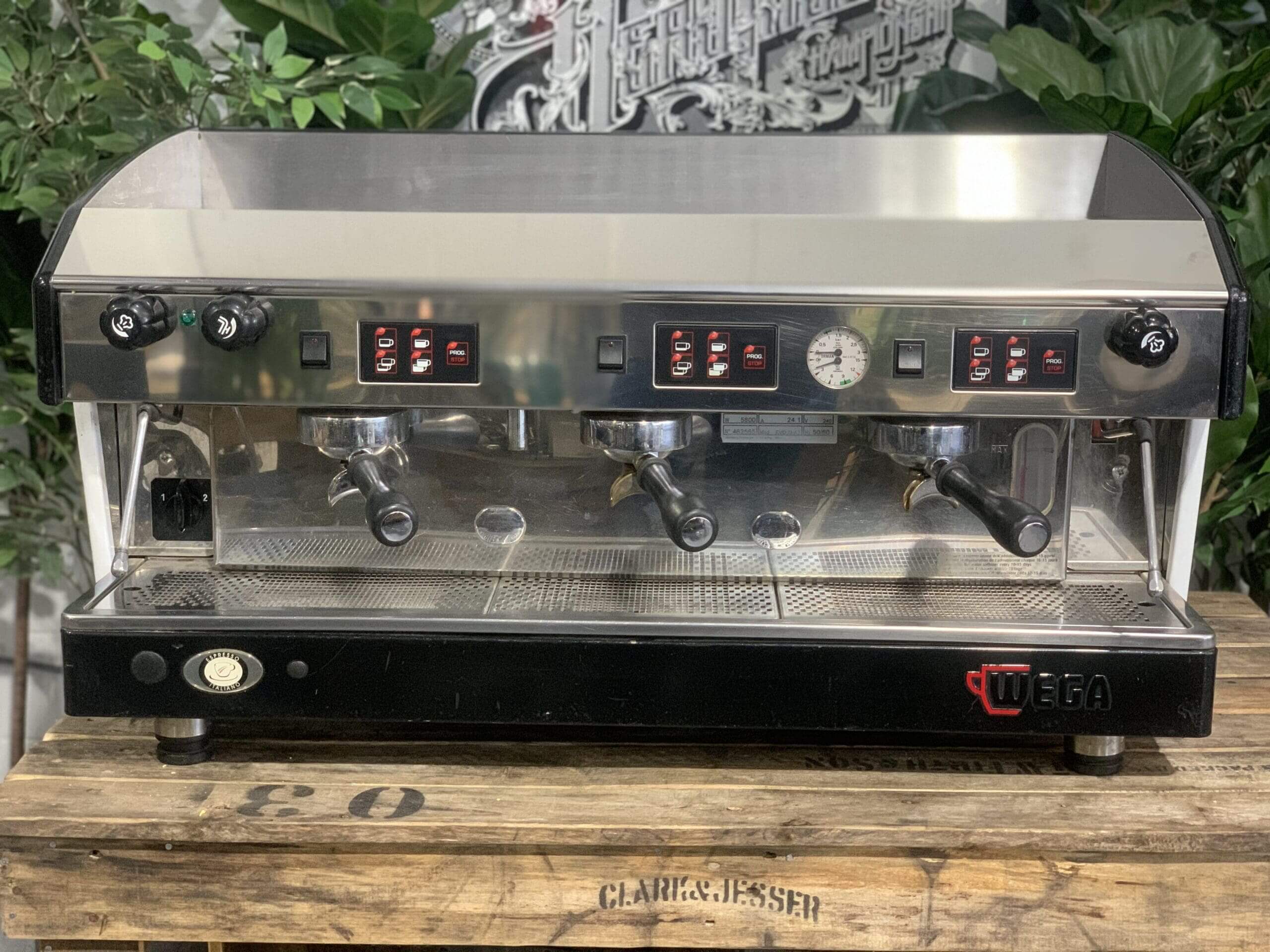 Wega Atlas 3 Group Black & White - Used