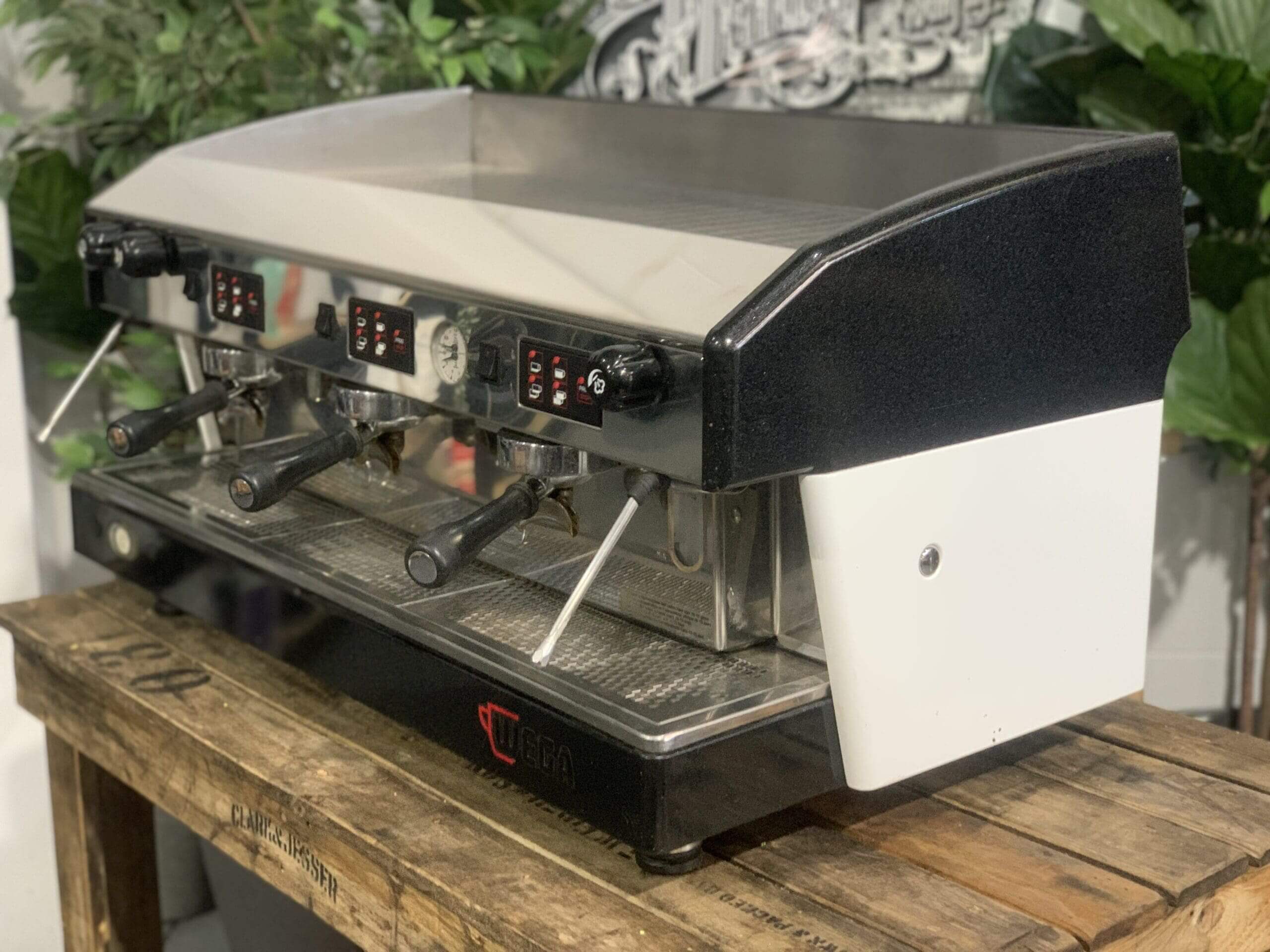 Wega Atlas 3 Group Black & White - Used