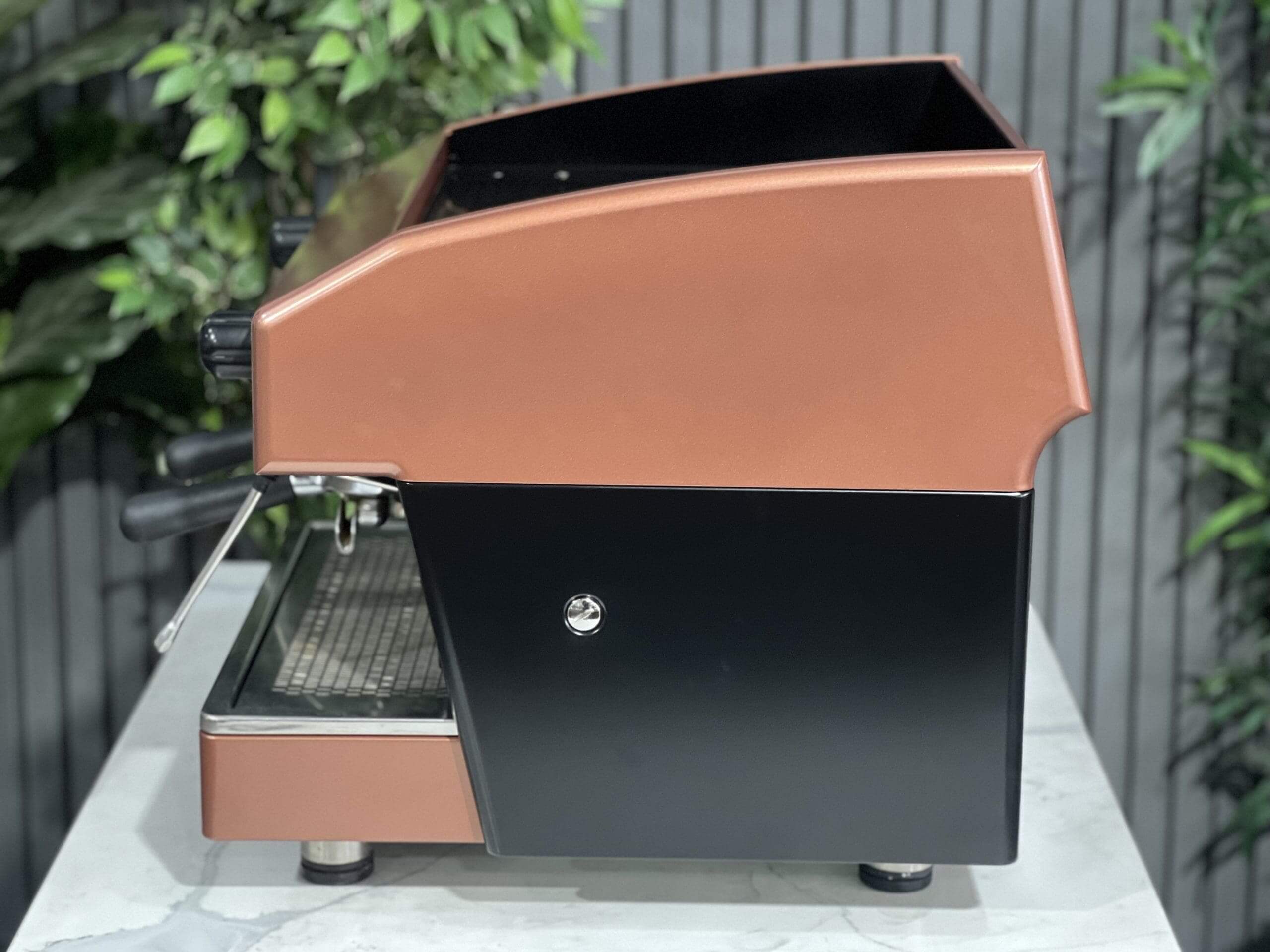 Wega Atlas Compact 2 Group Black & Bronze - Used