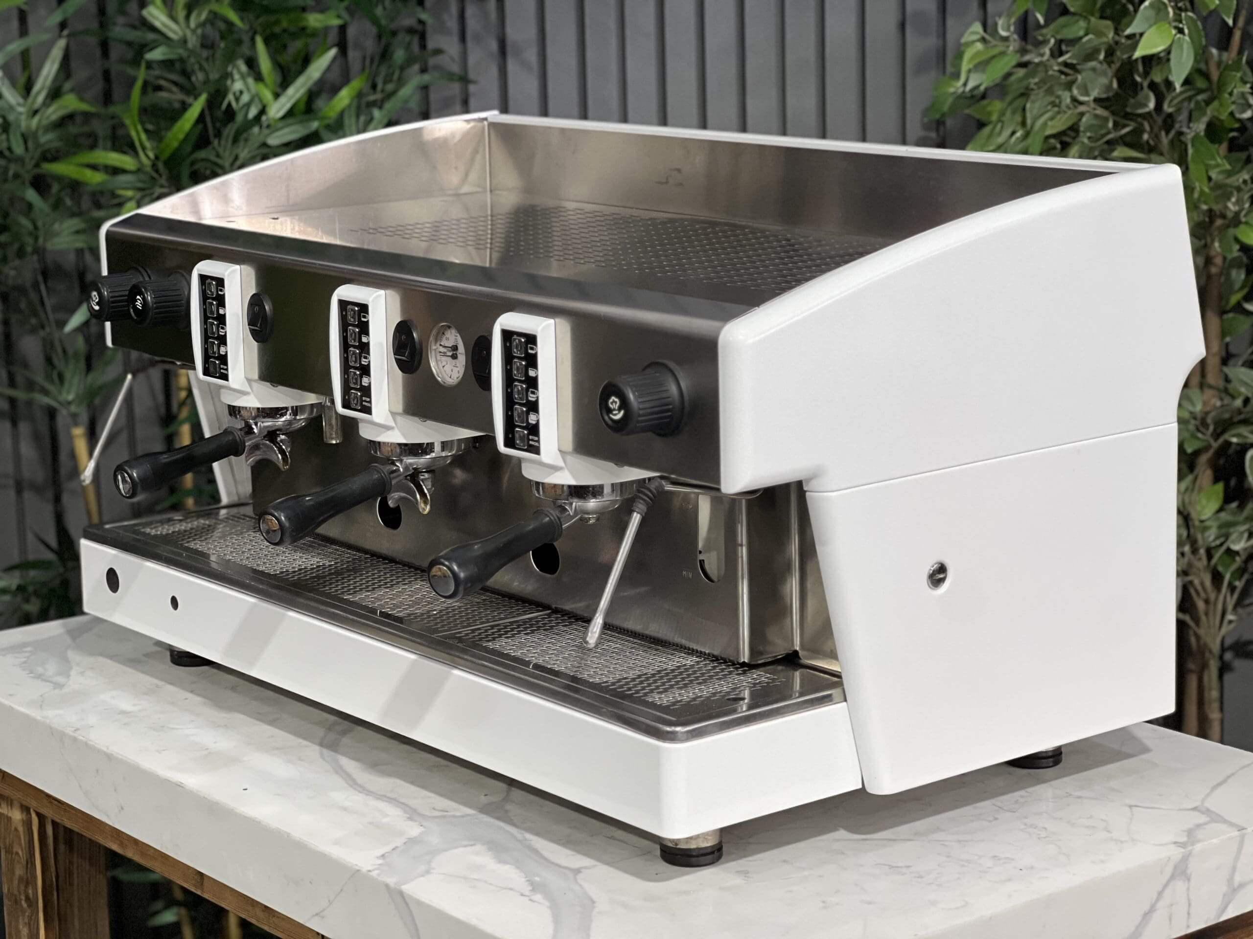 Wega Atlas EVD 3 Group White - Used