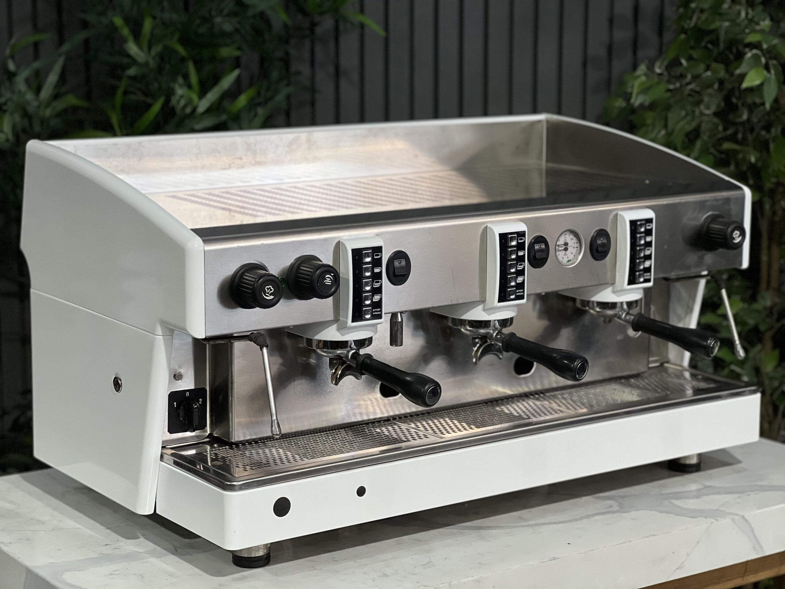 Wega Atlas EVD 3 Group White - Used