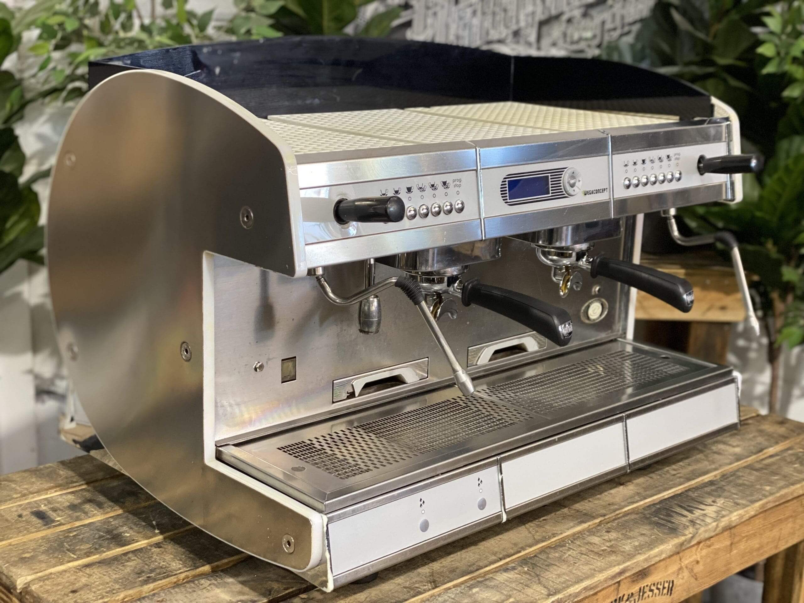 Wega Concept 2 Group White - Used