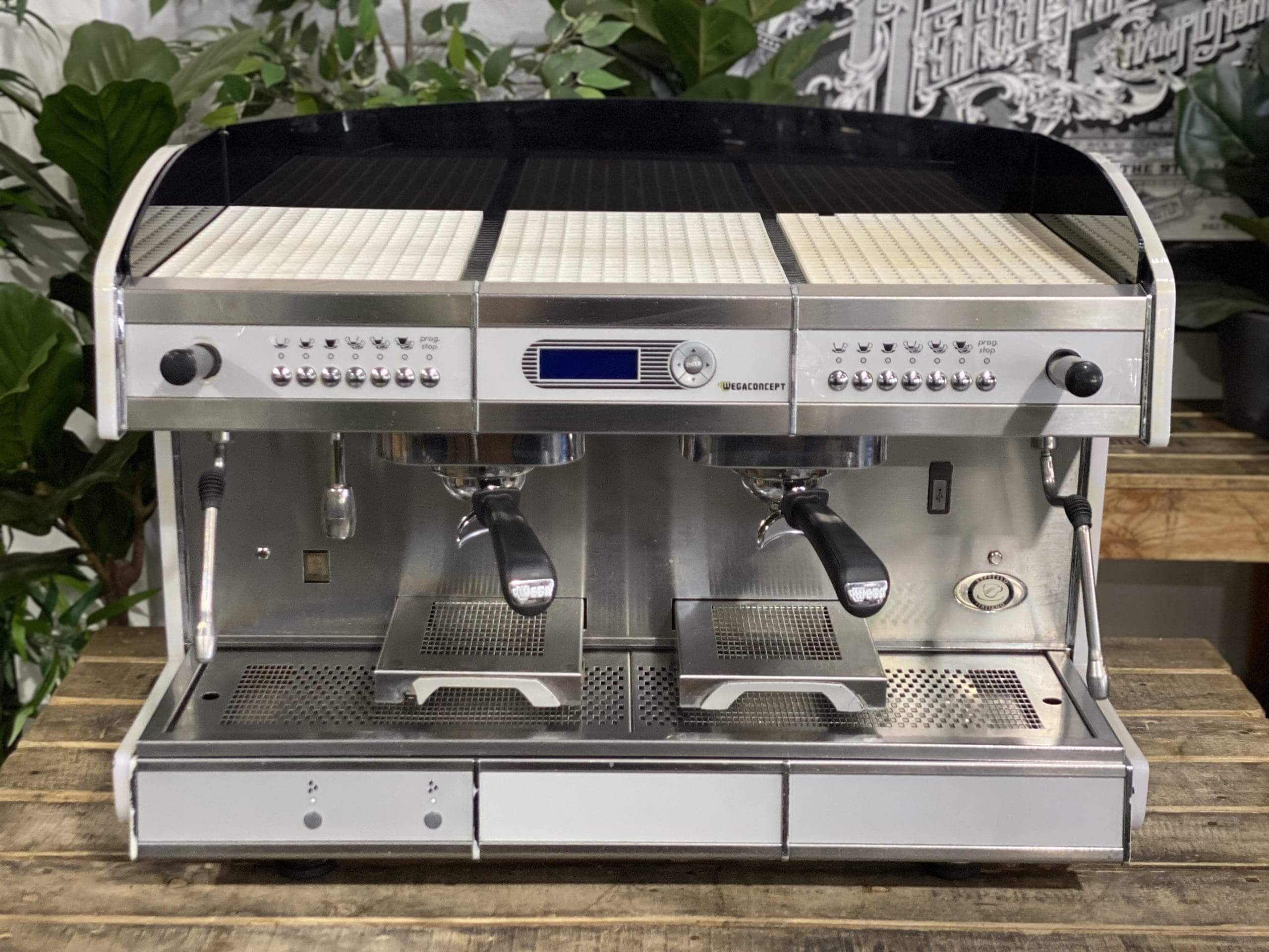 Wega Concept 2 Group White - Used