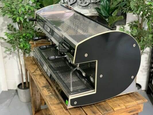 Wega Concept 3 Group Black with Black Splash Back - Used