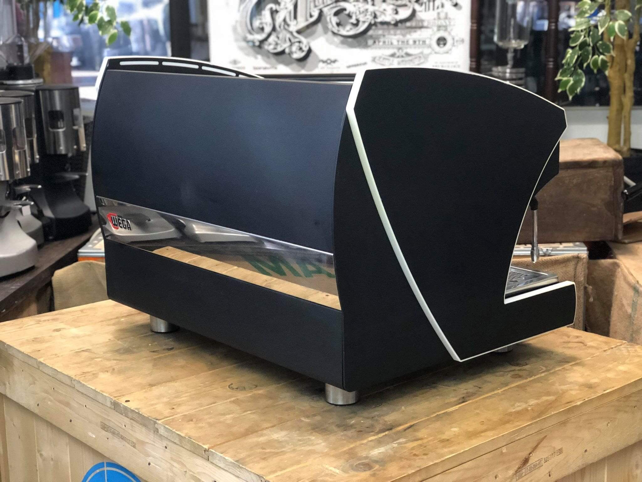 Wega Polaris Tron 2 Group Black - Used