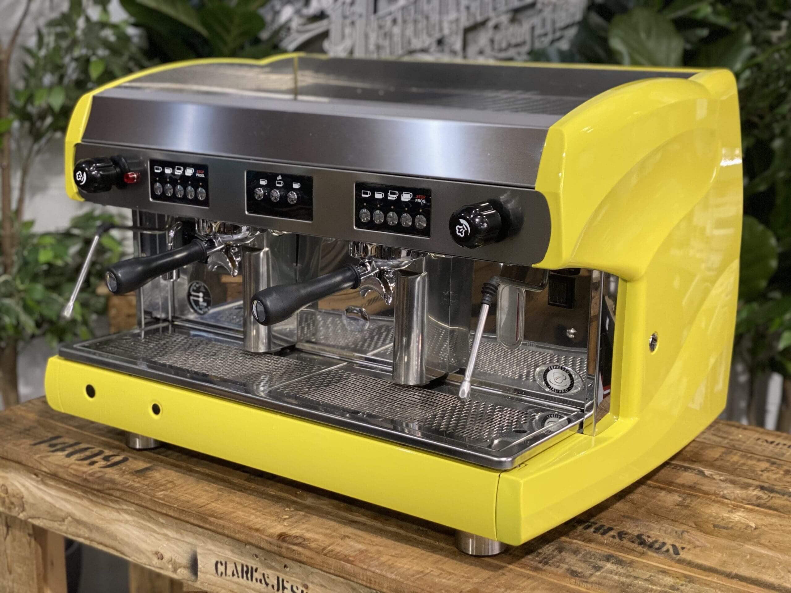 Wega Polaris High Cup 2 Group Bright Yellow - Used