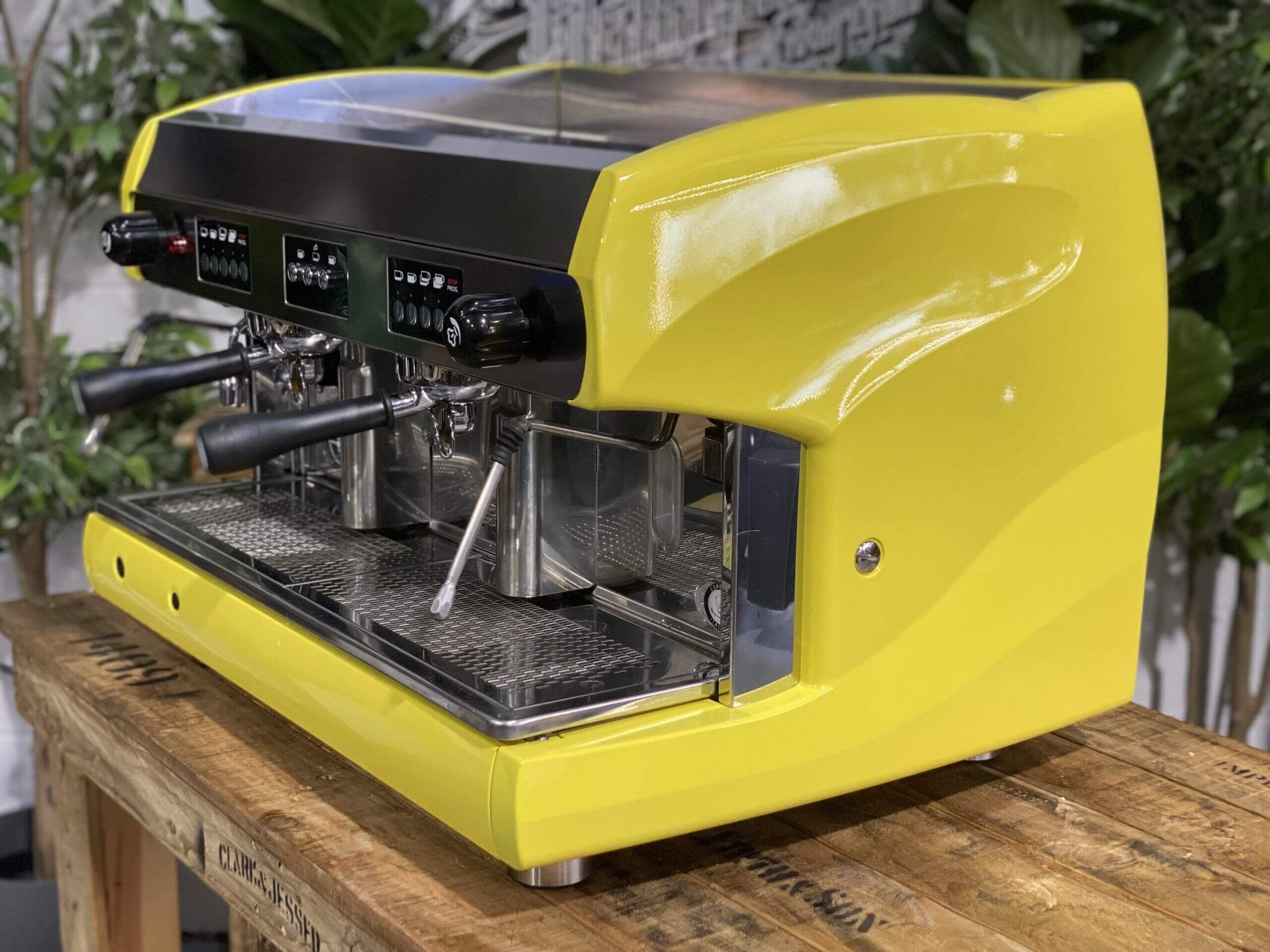 Wega Polaris High Cup 2 Group Bright Yellow - Used