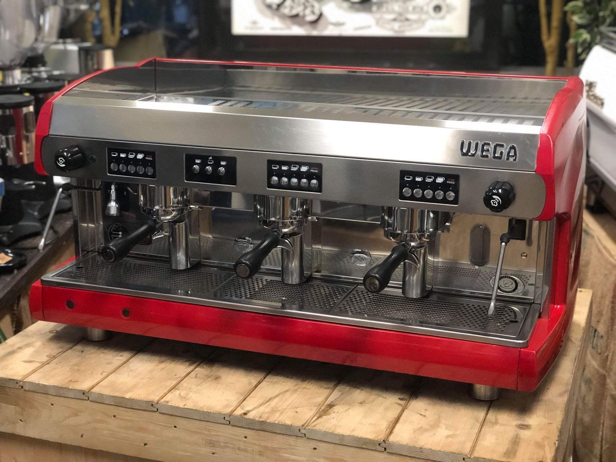 Wega  Polaris 3 Group Low Cup Red - Used