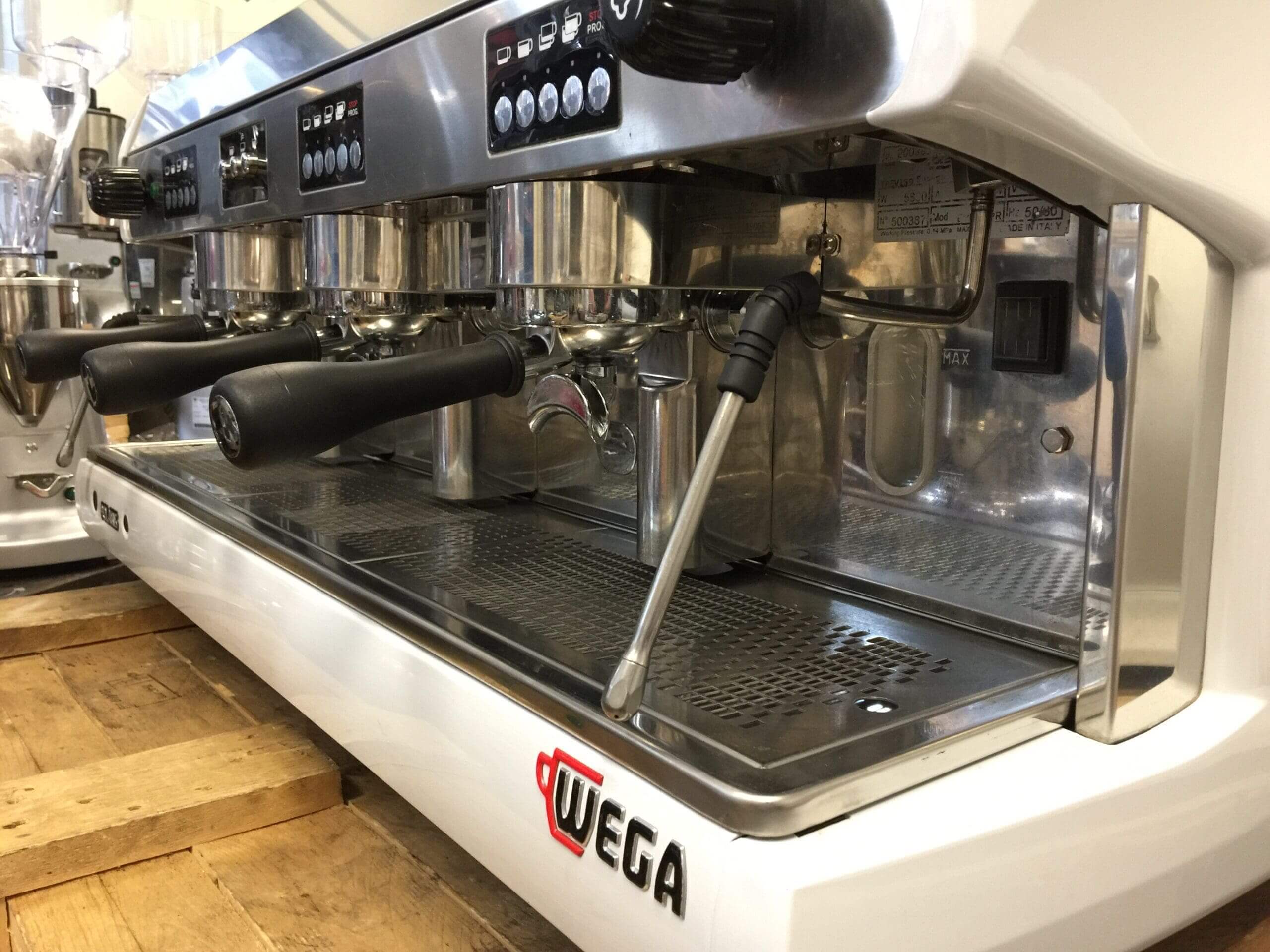 Wega  Polaris 3 Group Low Cup White - Used