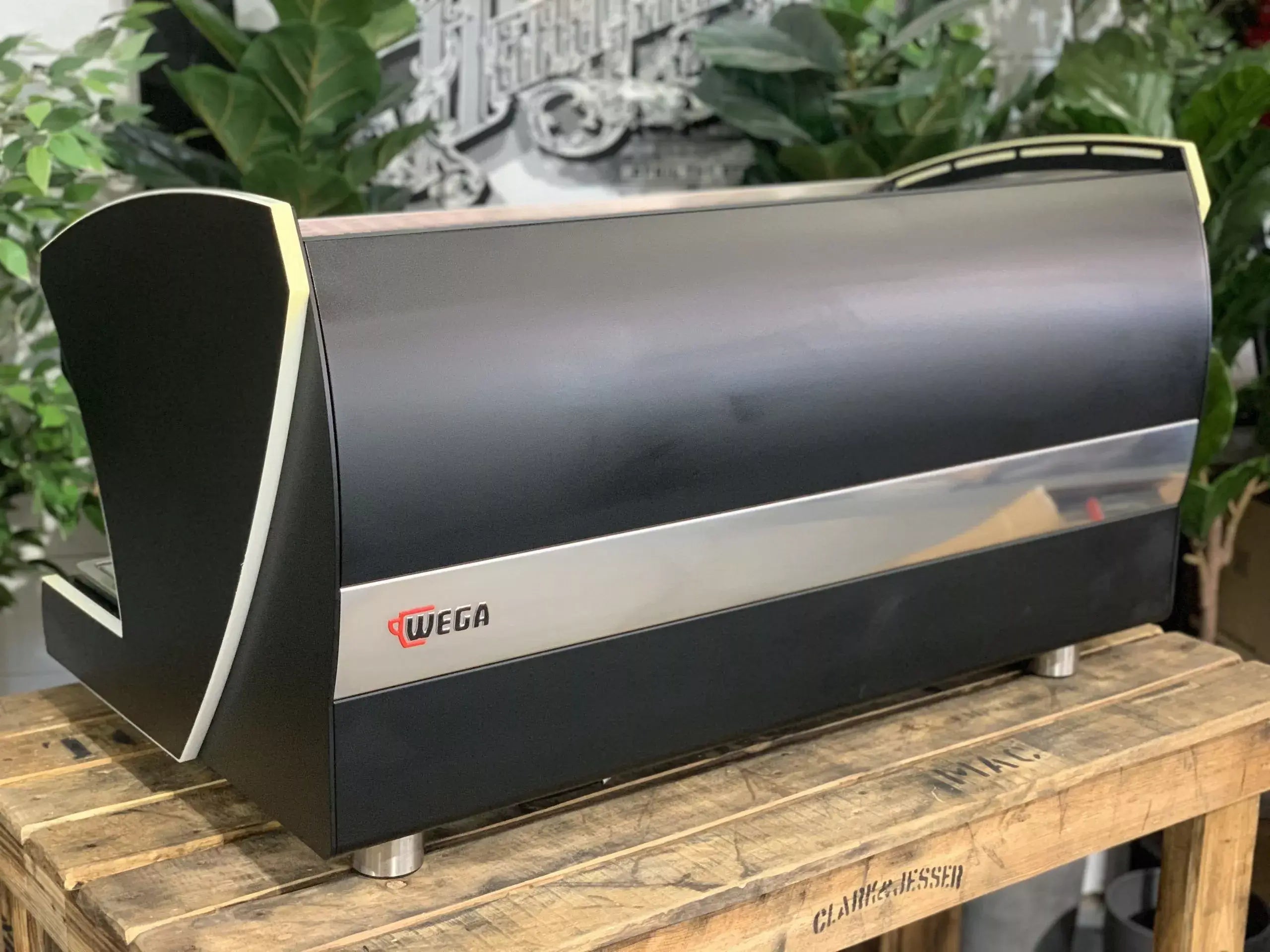 Wega Polaris Tron 3 Group Coffee Machine Black - Used