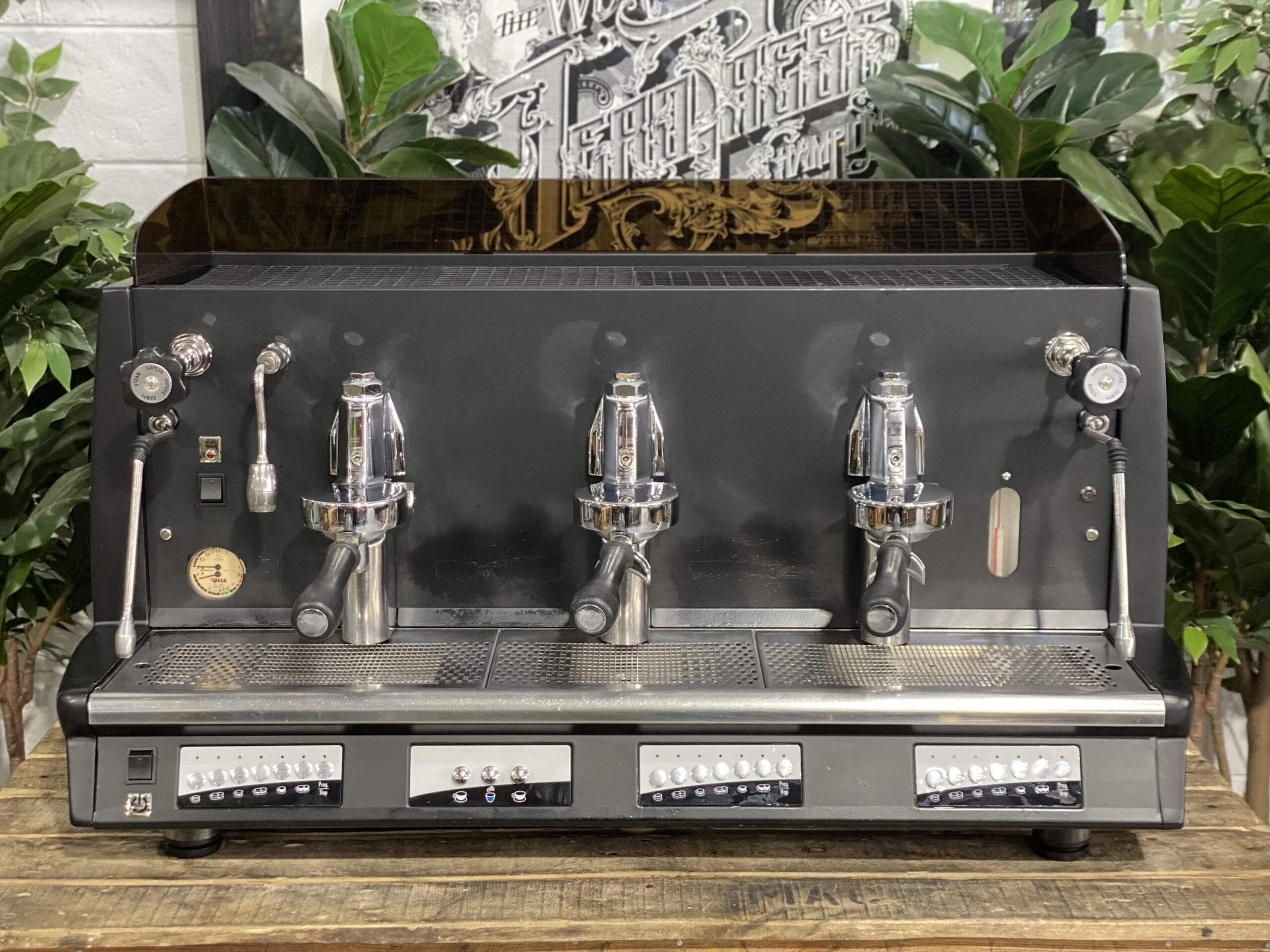 Wega Vela Vintage 3 Group Black - Used