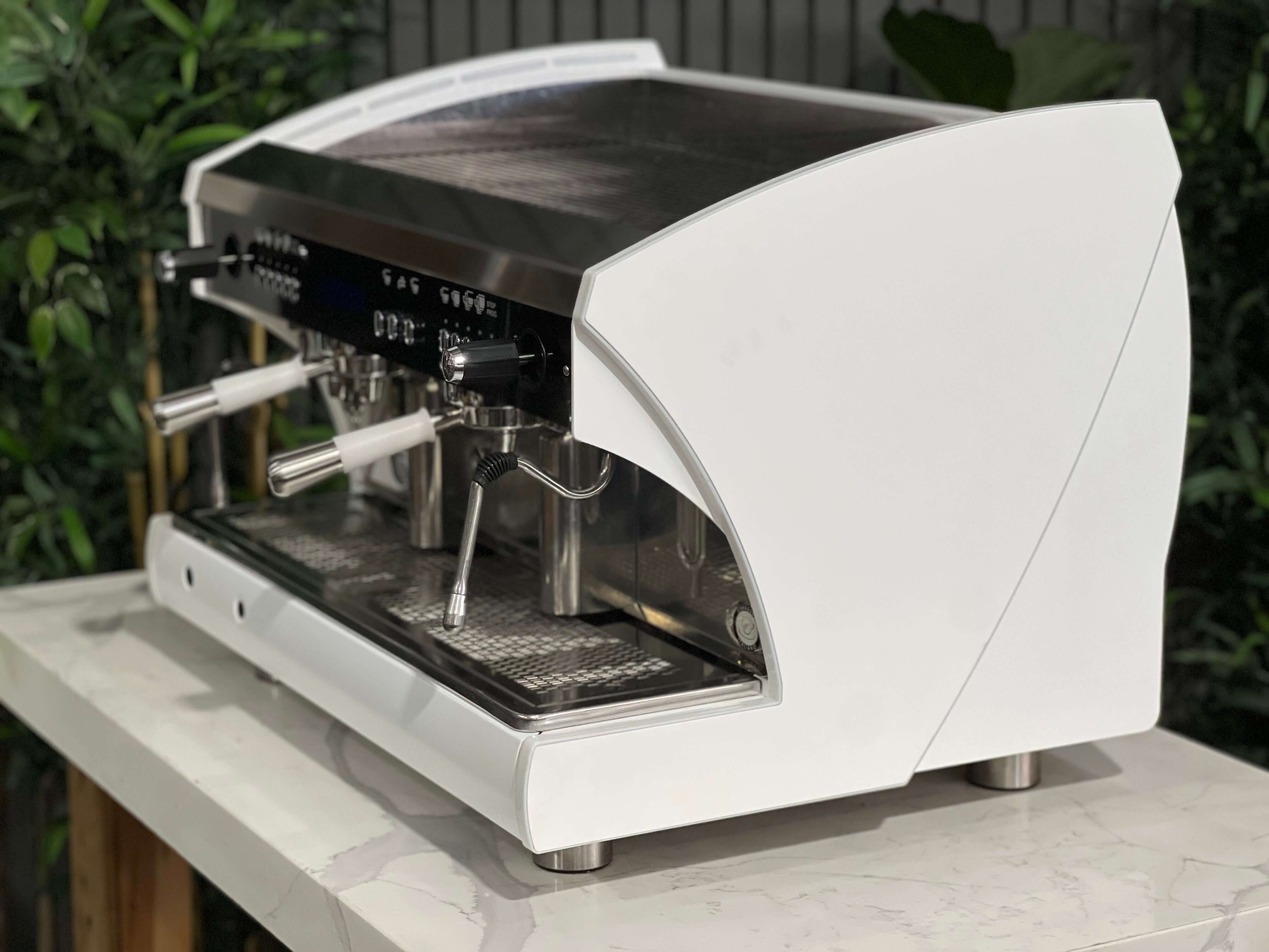 Wega Polaris Tron 2 Group White - Used