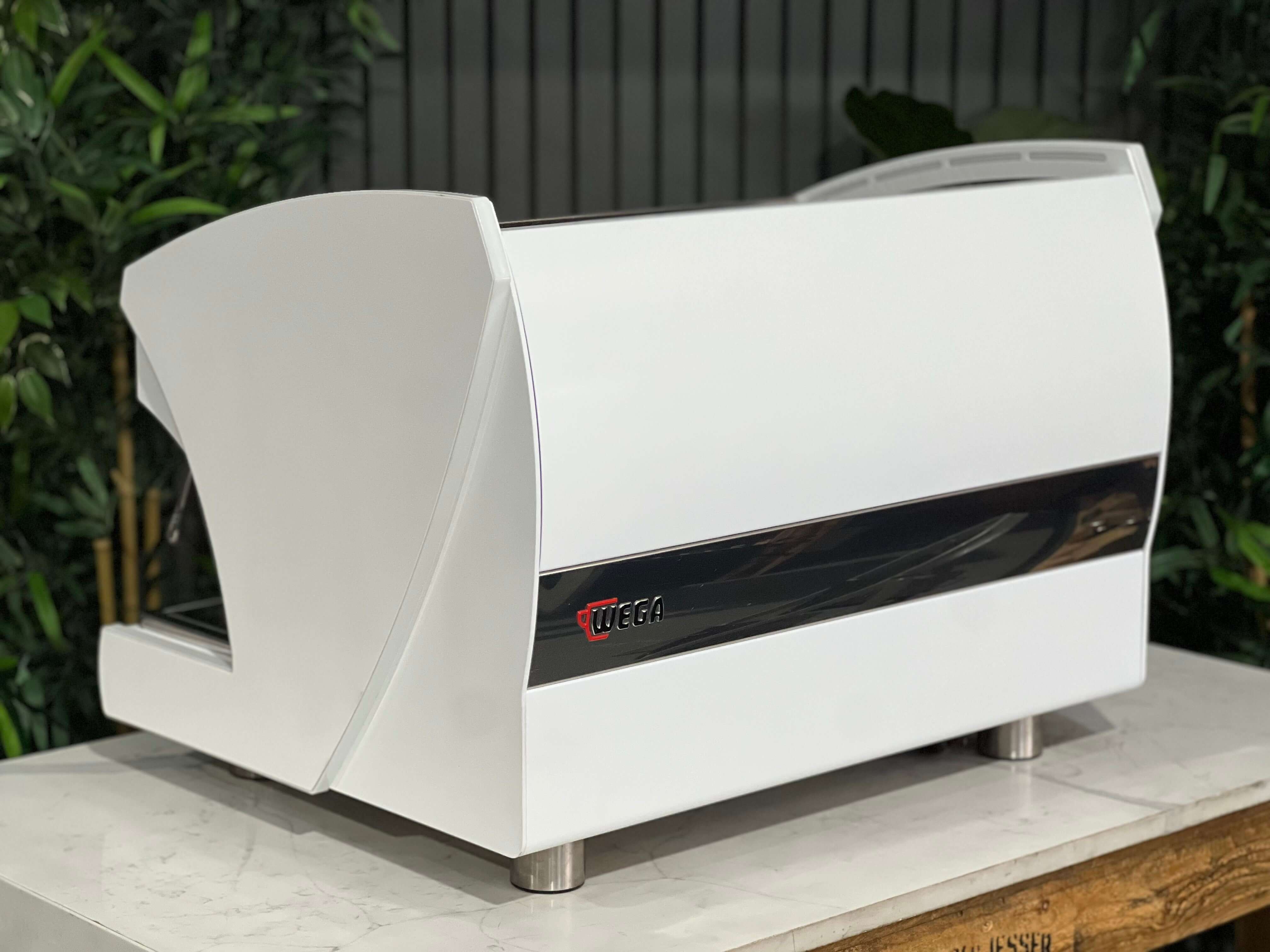 Wega Polaris Tron 2 Group White - Used