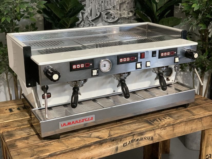 La Marzocco Linea Classic 3 Group White w Chrono - Used