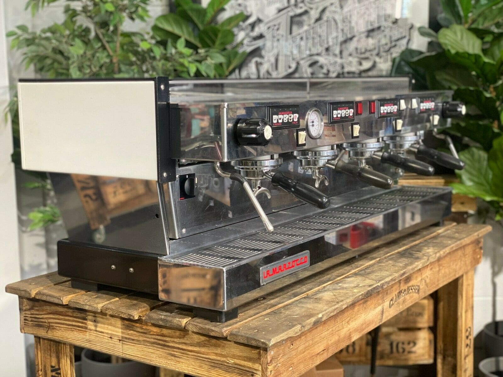 La Marzocco Linea Classic 4 Group Coffee Machine White - Used